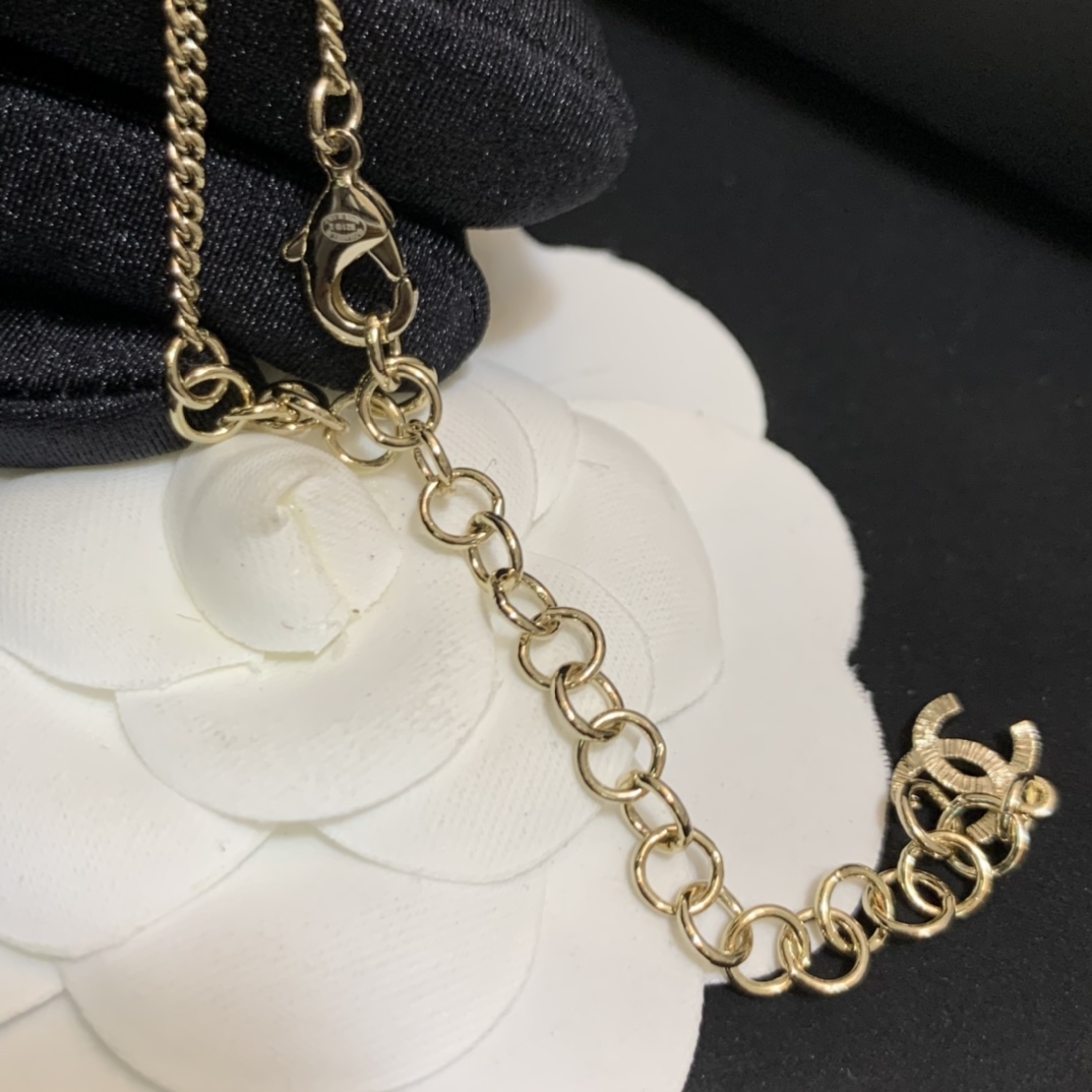 Chanel Necklace Pearl Gold L