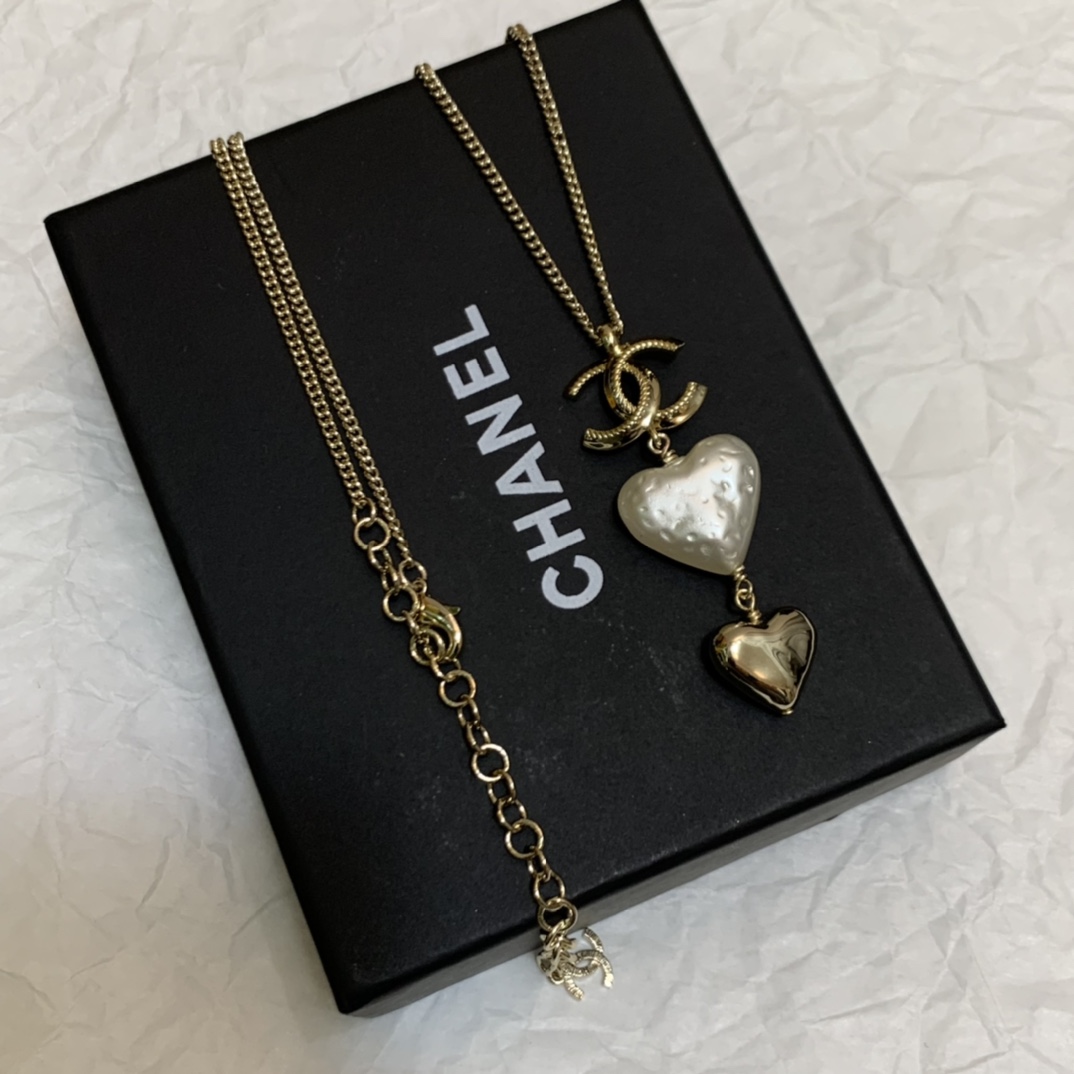 Chanel Necklace Pearl Gold L