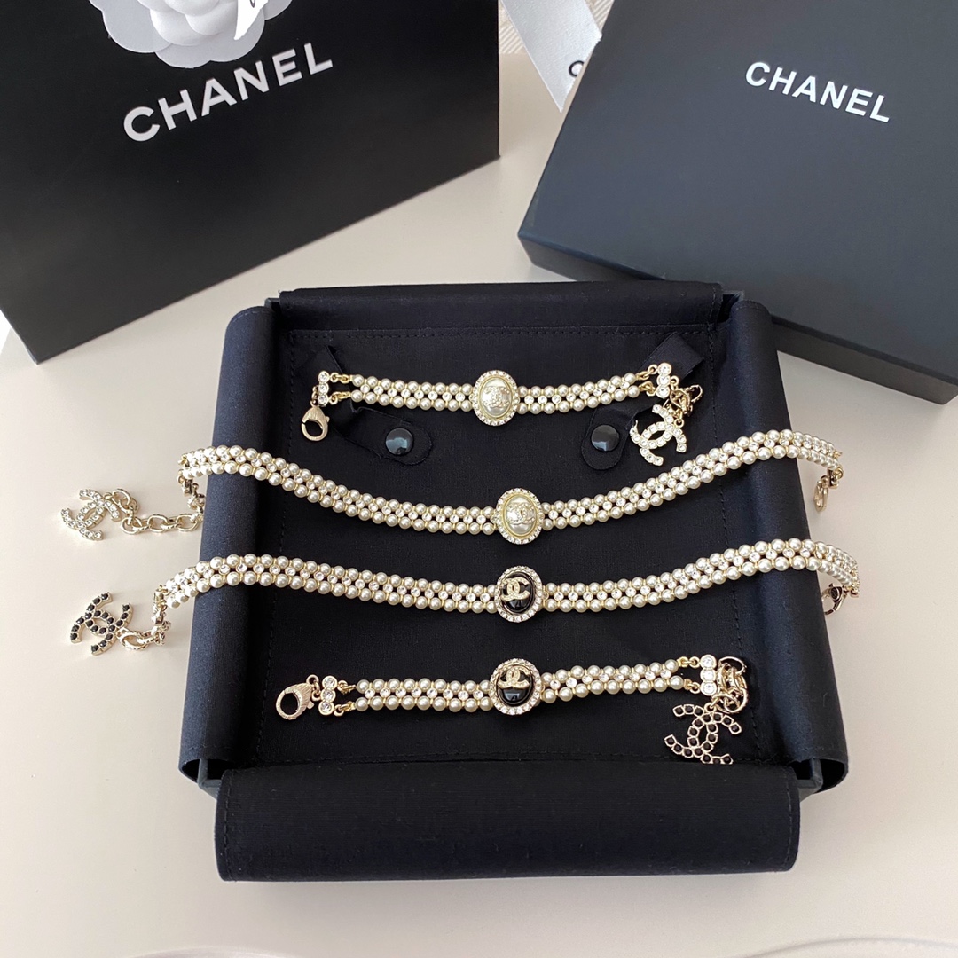 Chanel Necklace Pearl L
