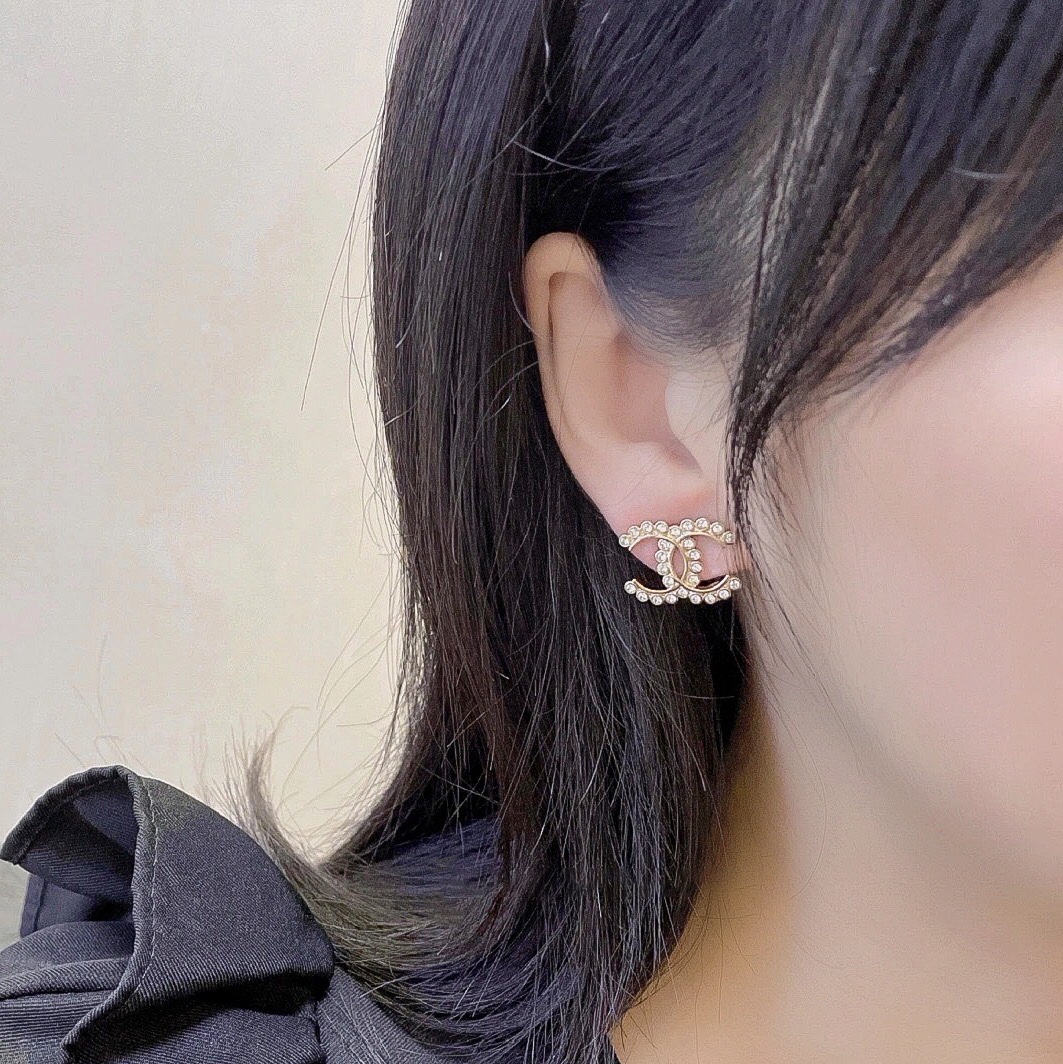 Chanel Earrings L
