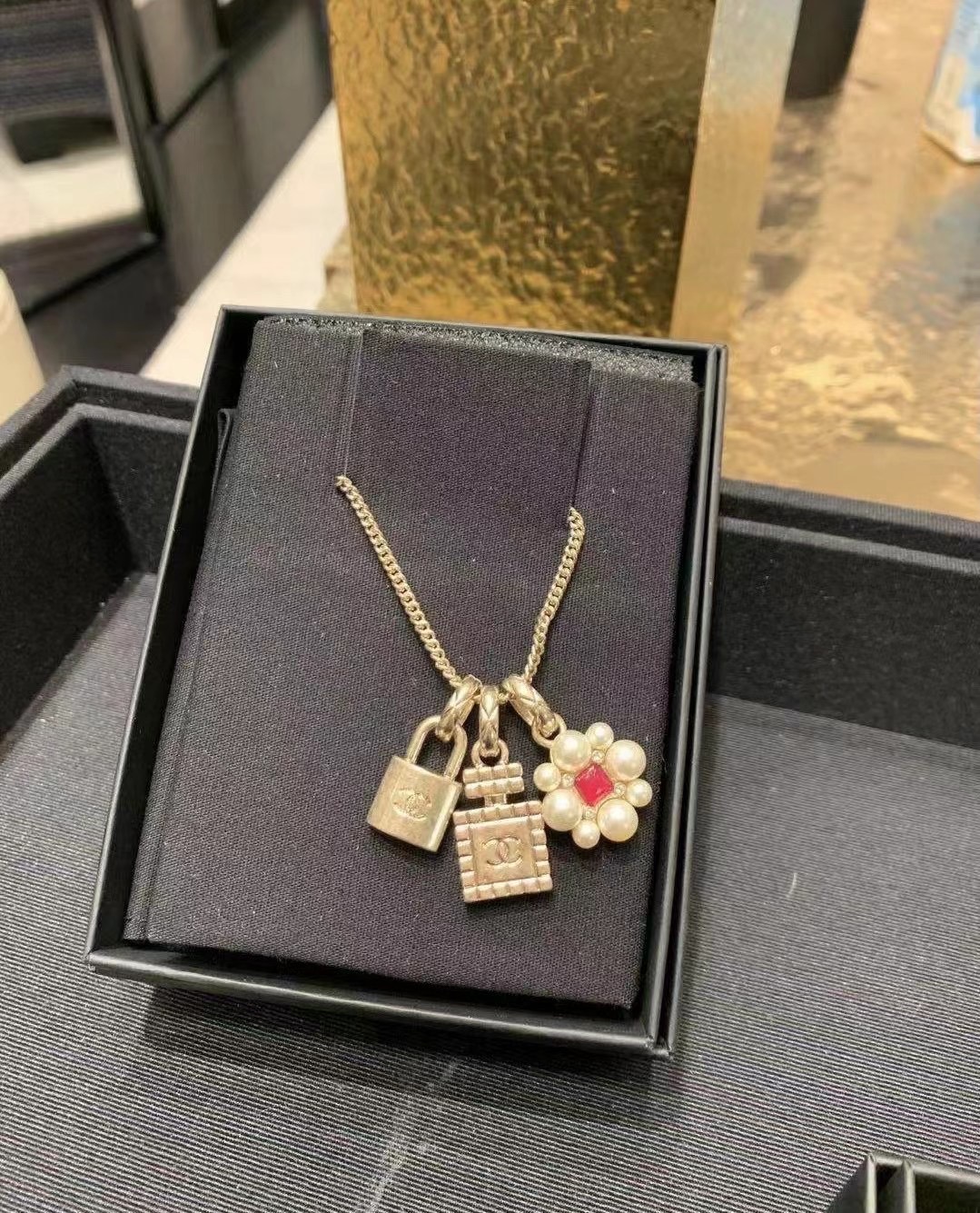 Chanel Necklace Pearl L