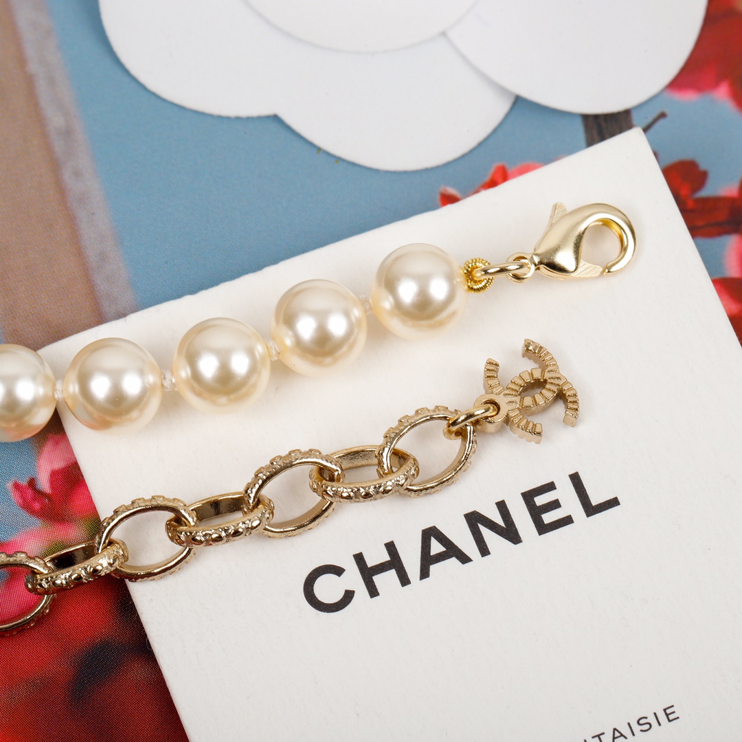 Chanel Necklace Pearl L