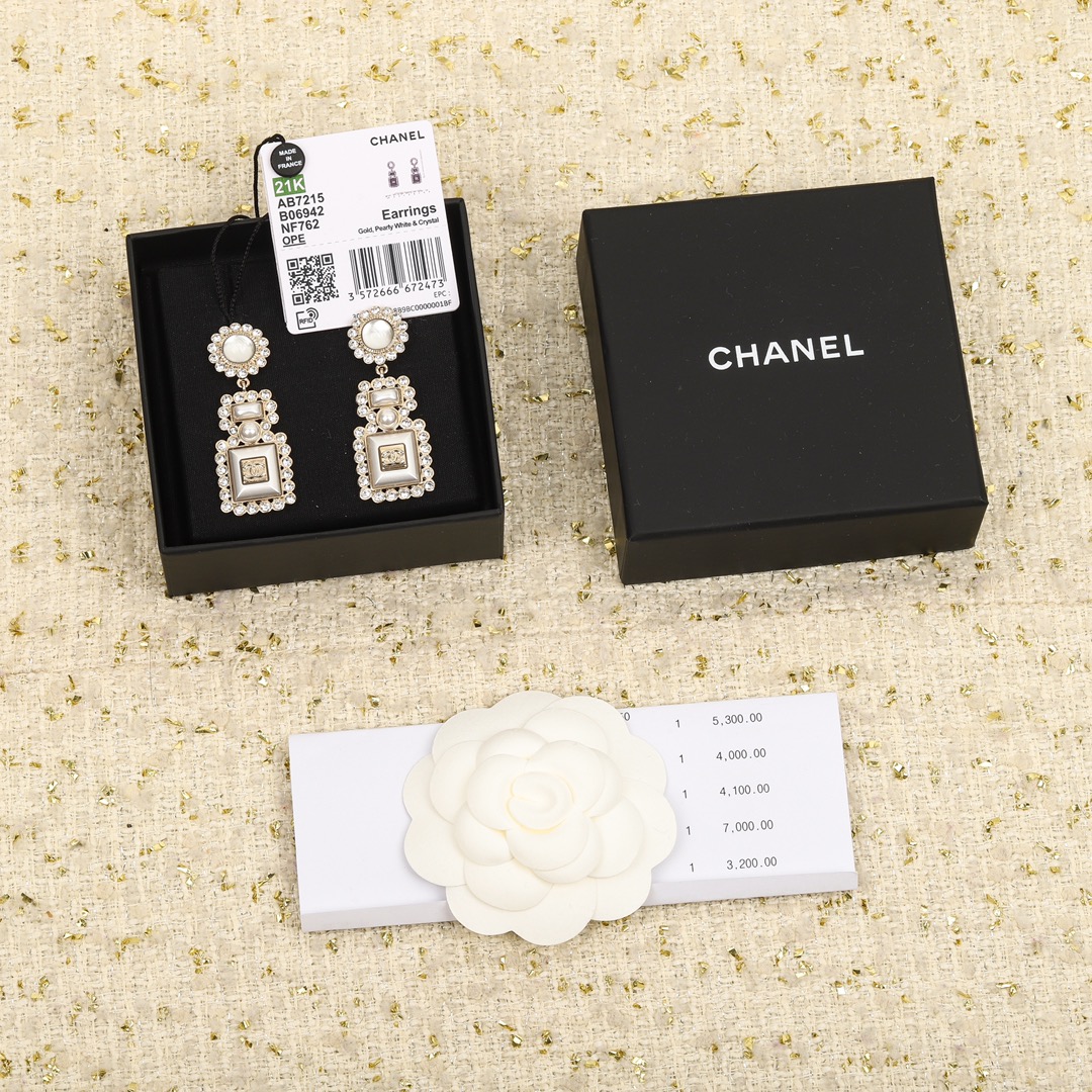 Chanel Earrings L