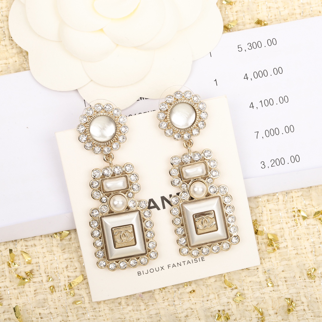 Chanel Earrings L