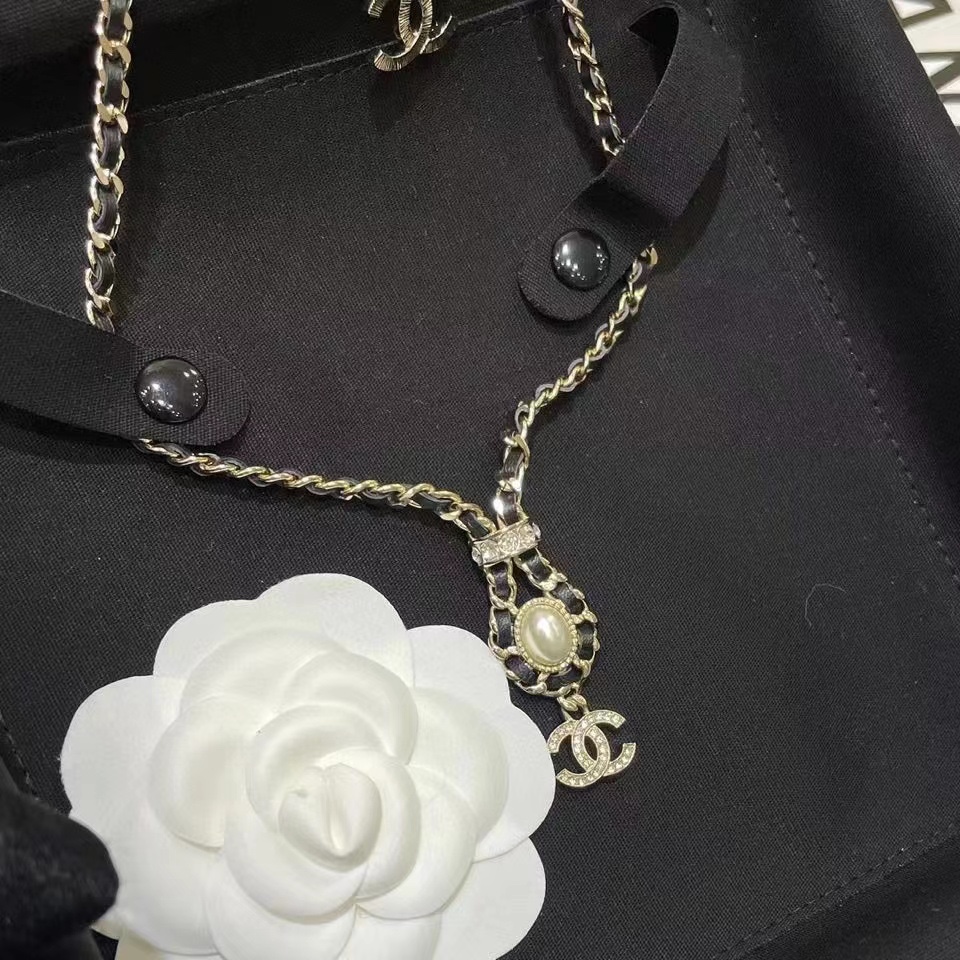 Chanel Necklace L