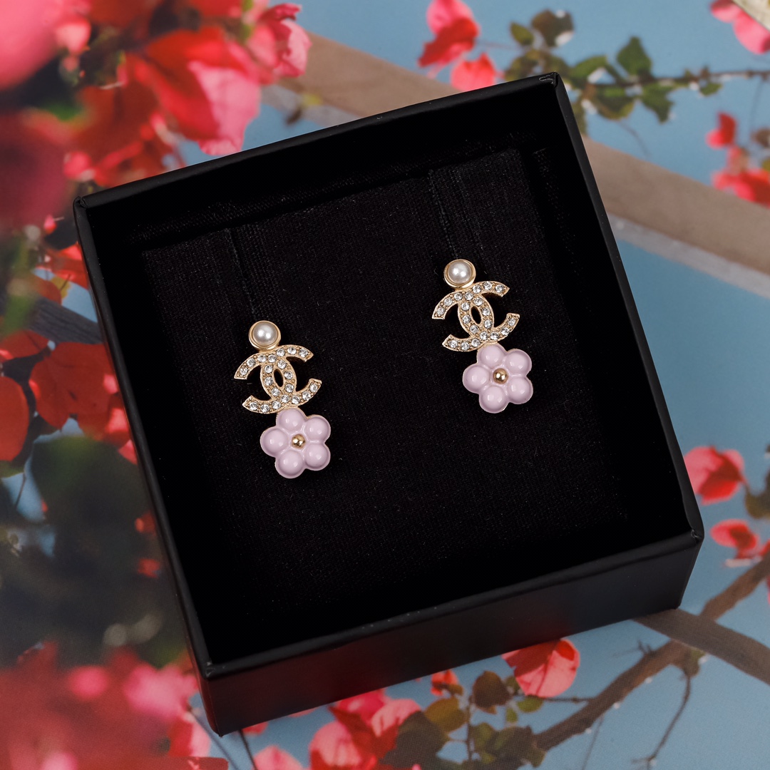 Chanel Earrings Pearl L