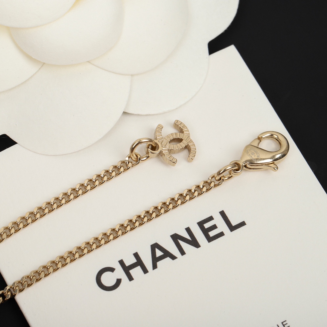 Chanel Necklace White Adjustable L