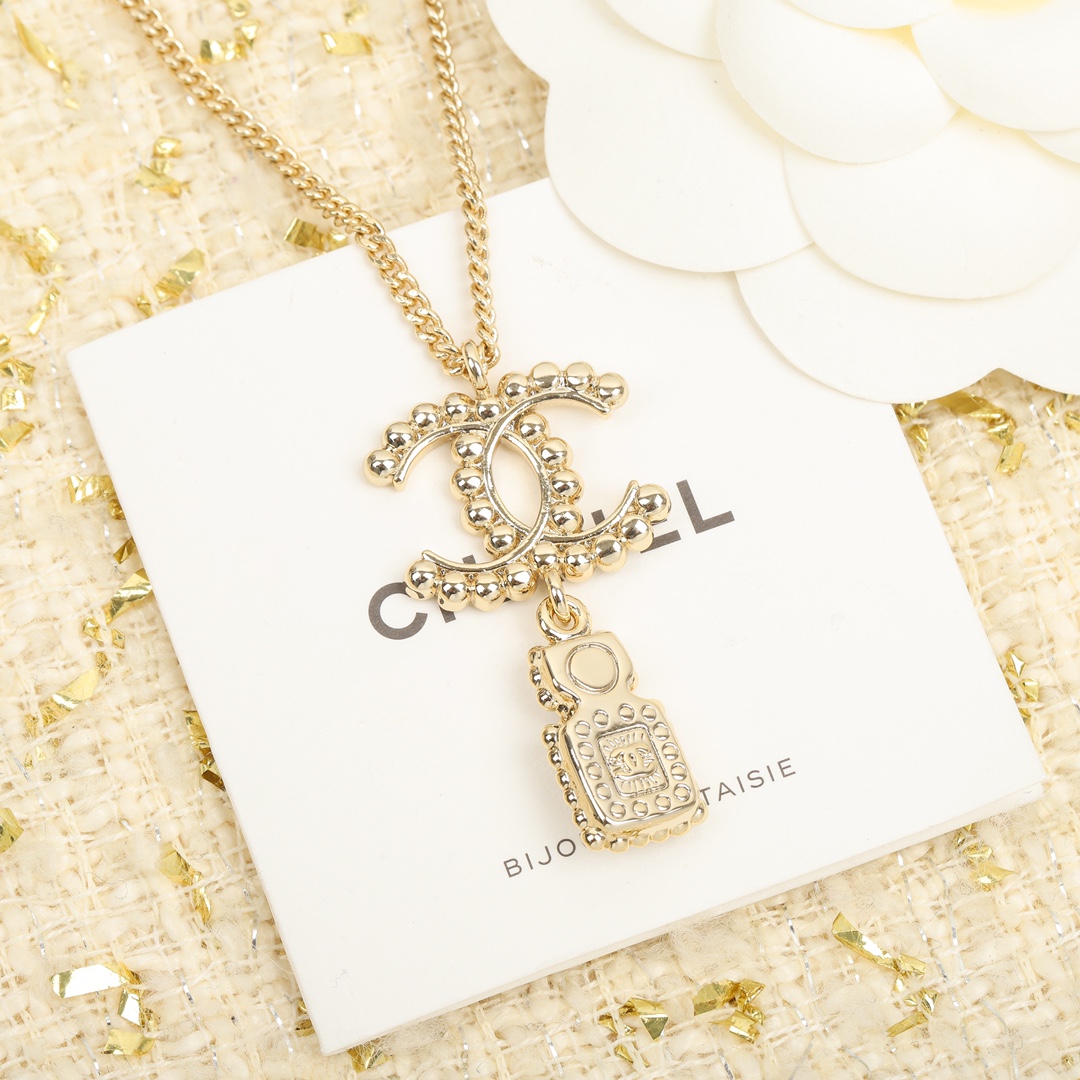 Chanel Necklace White Adjustable L