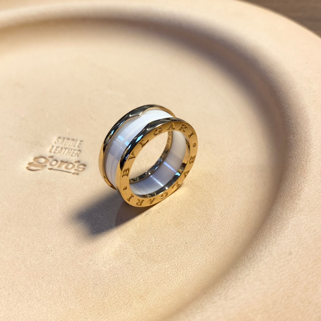 Bvlgari Basic Jewelry Gold