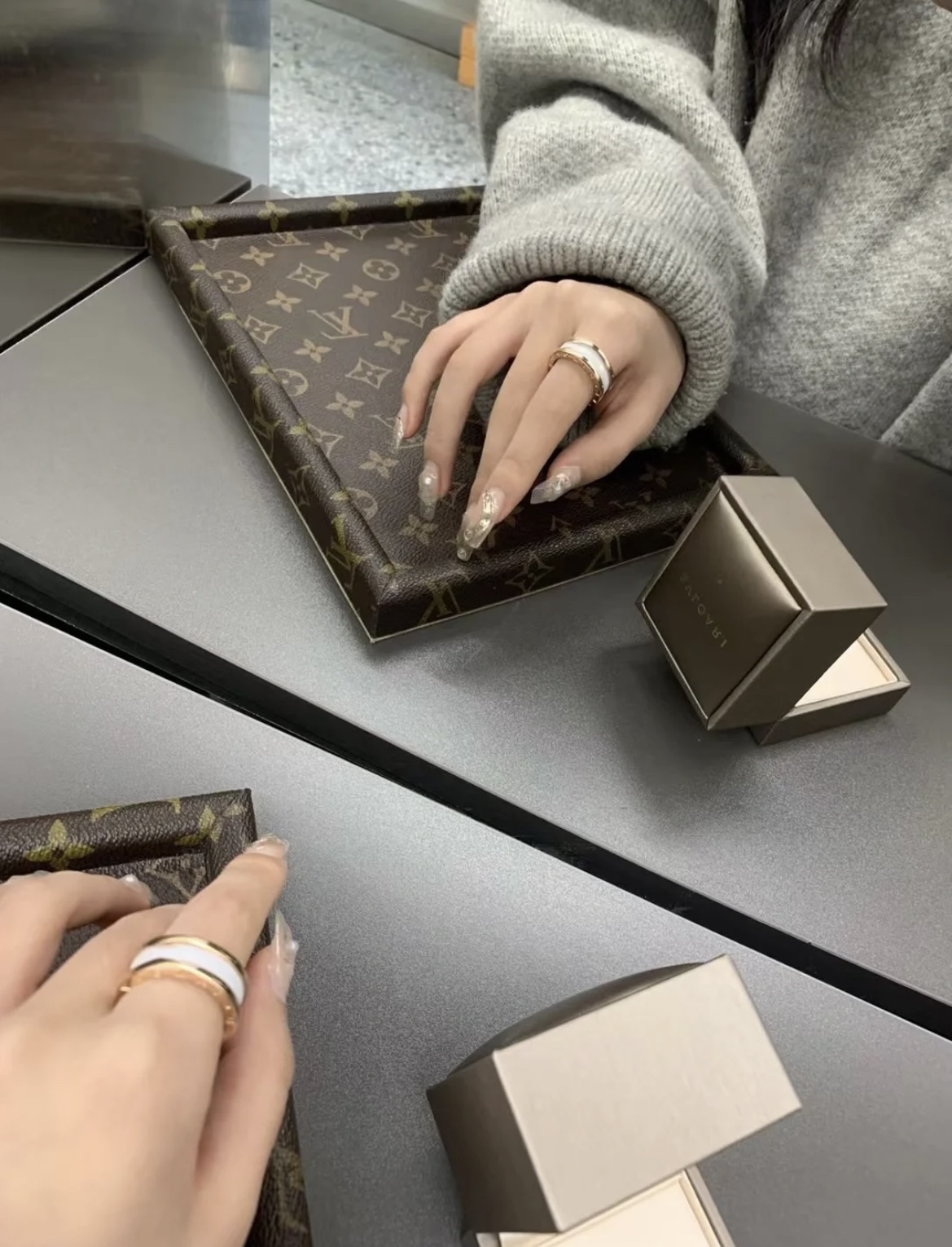 Bvlgari Basic Jewelry Gold