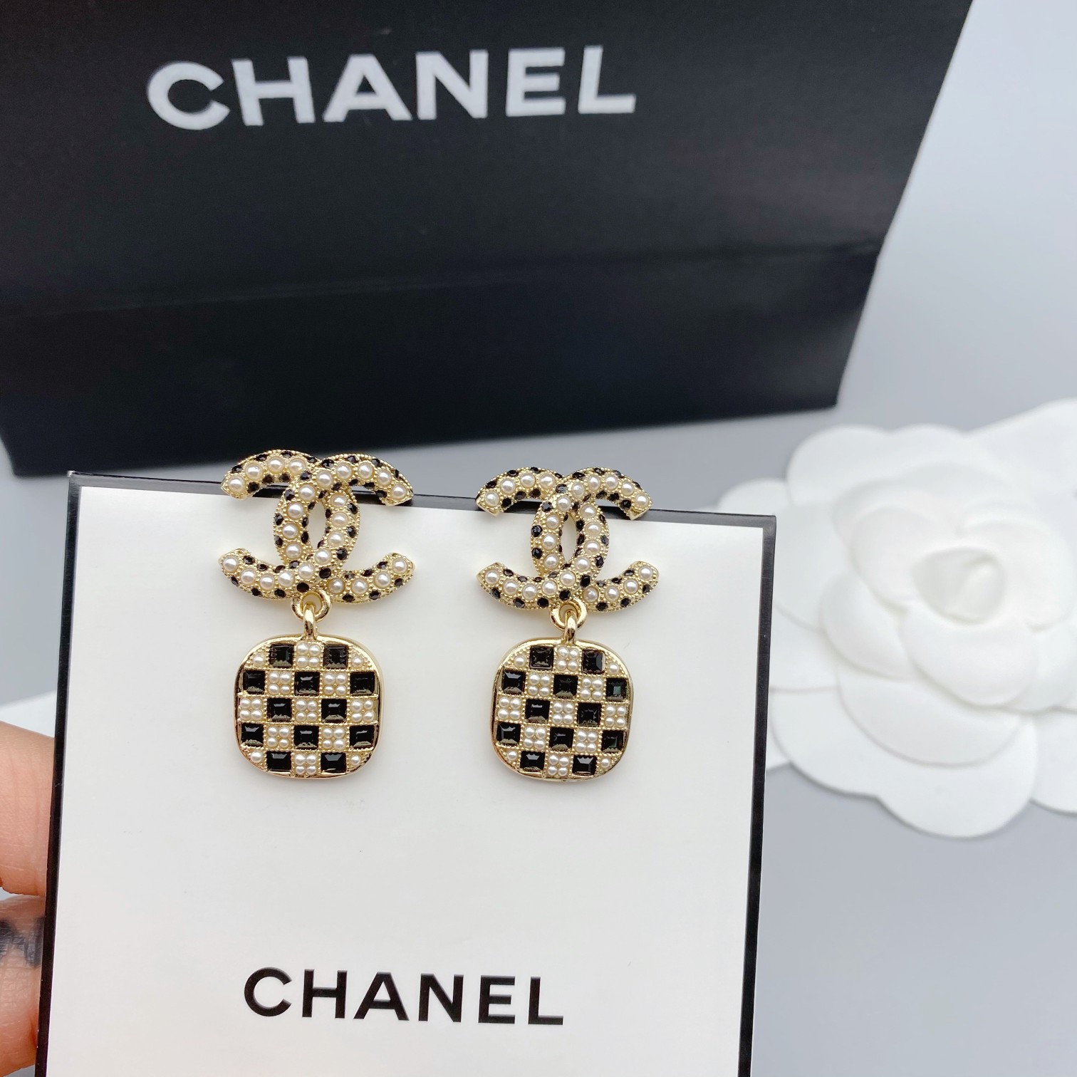 Chanel Earrings L
