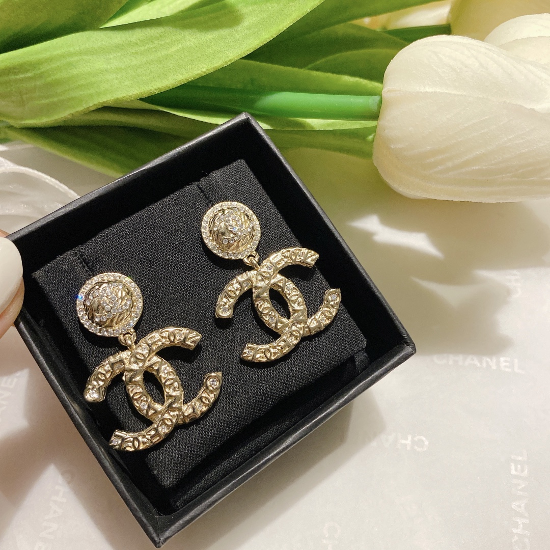 Chanel Earrings L