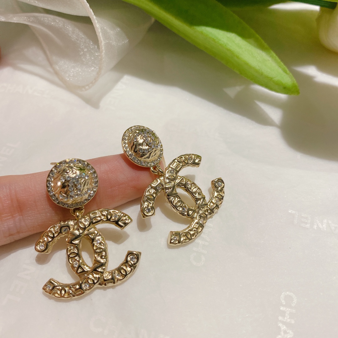 Chanel Earrings L