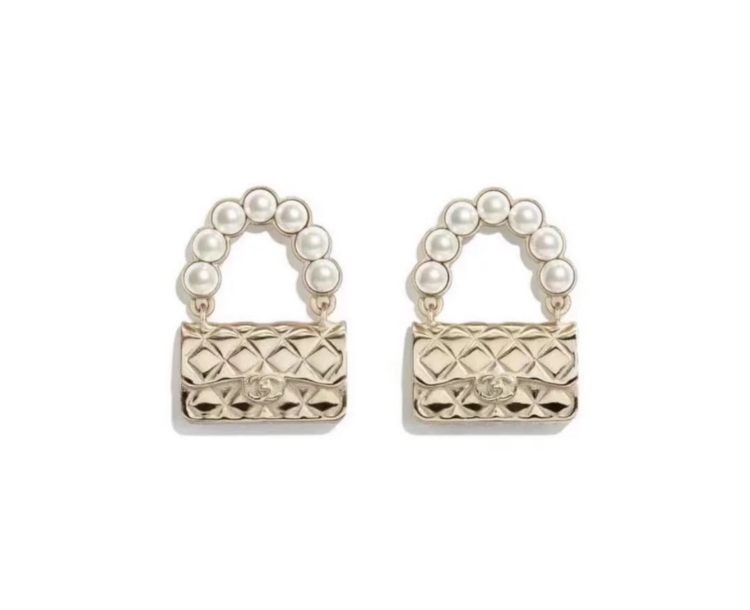 Chanel Earrings Pearl L