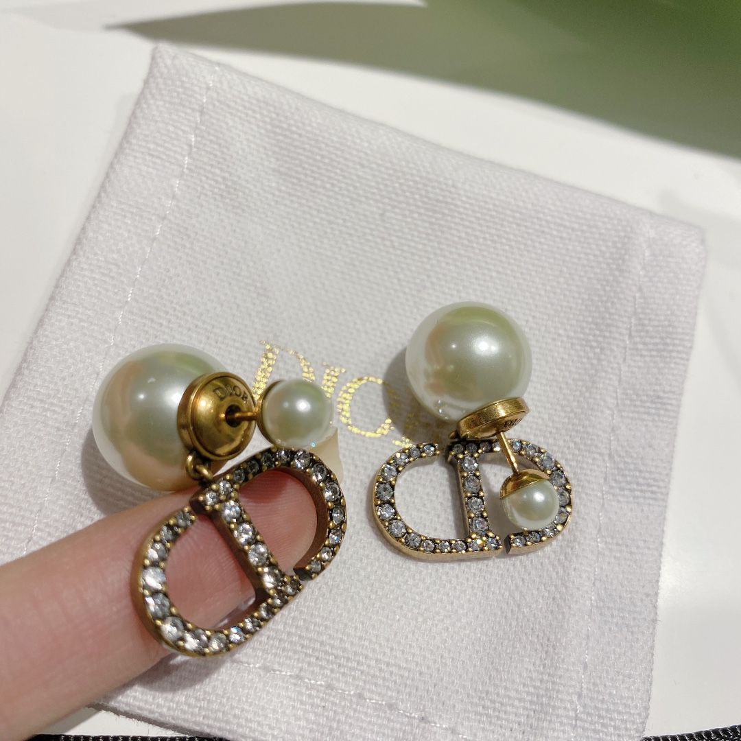 Dior Earrings Pearl