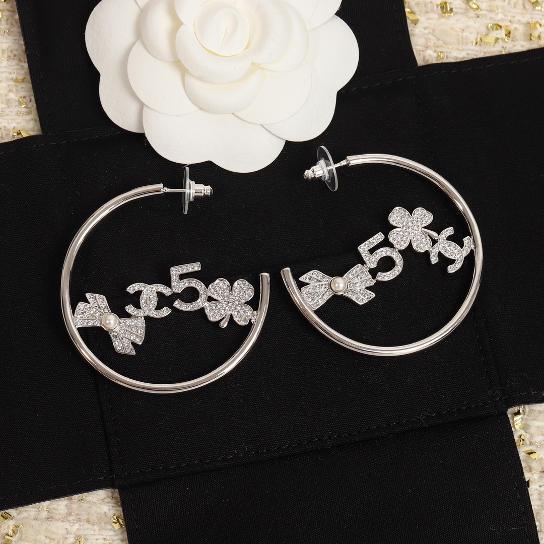 Chanel Earrings Inlaid