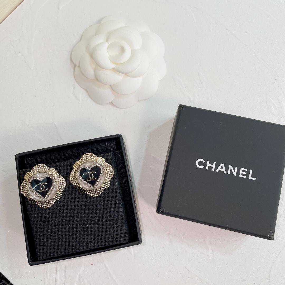 Chanel Earrings Black