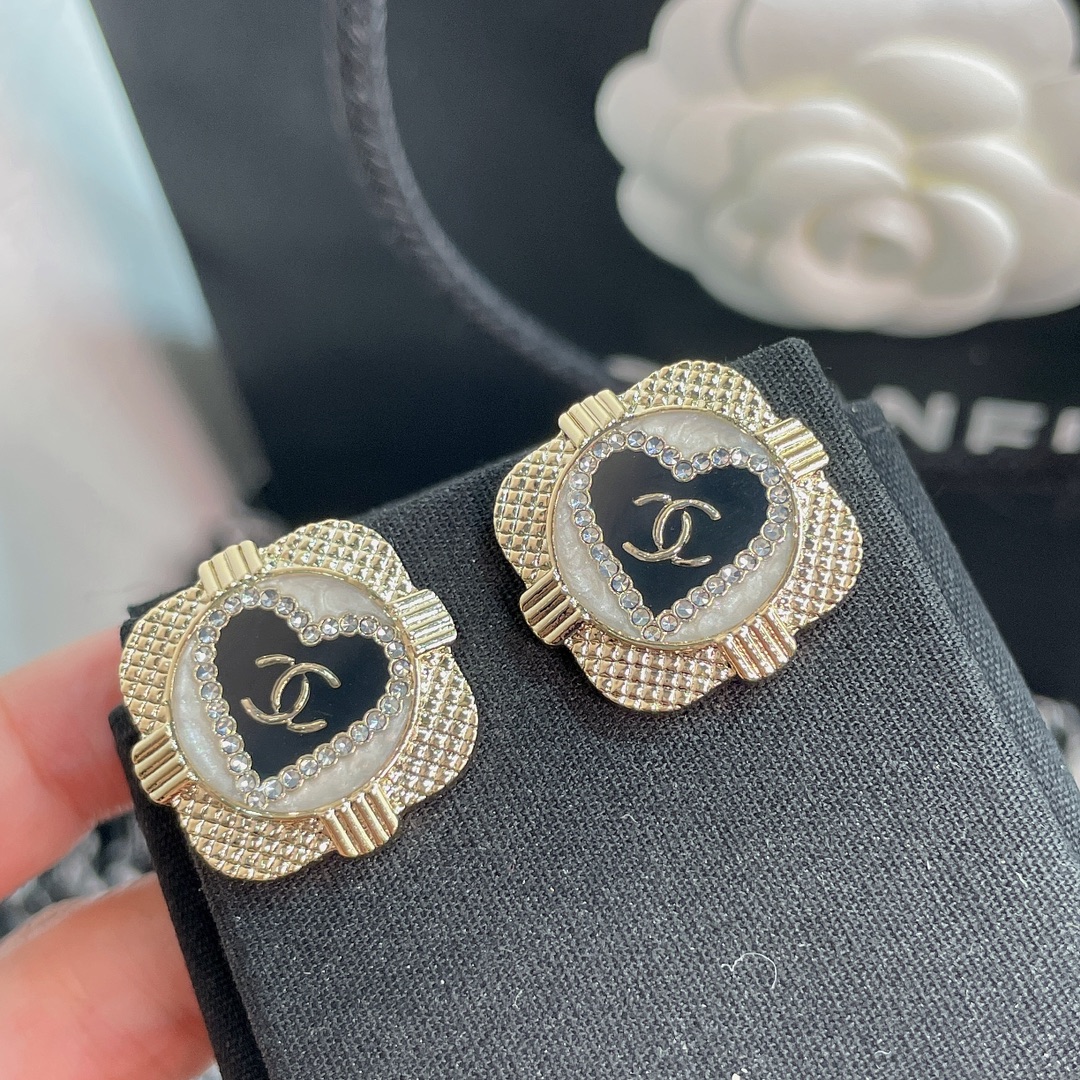Chanel Earrings Black