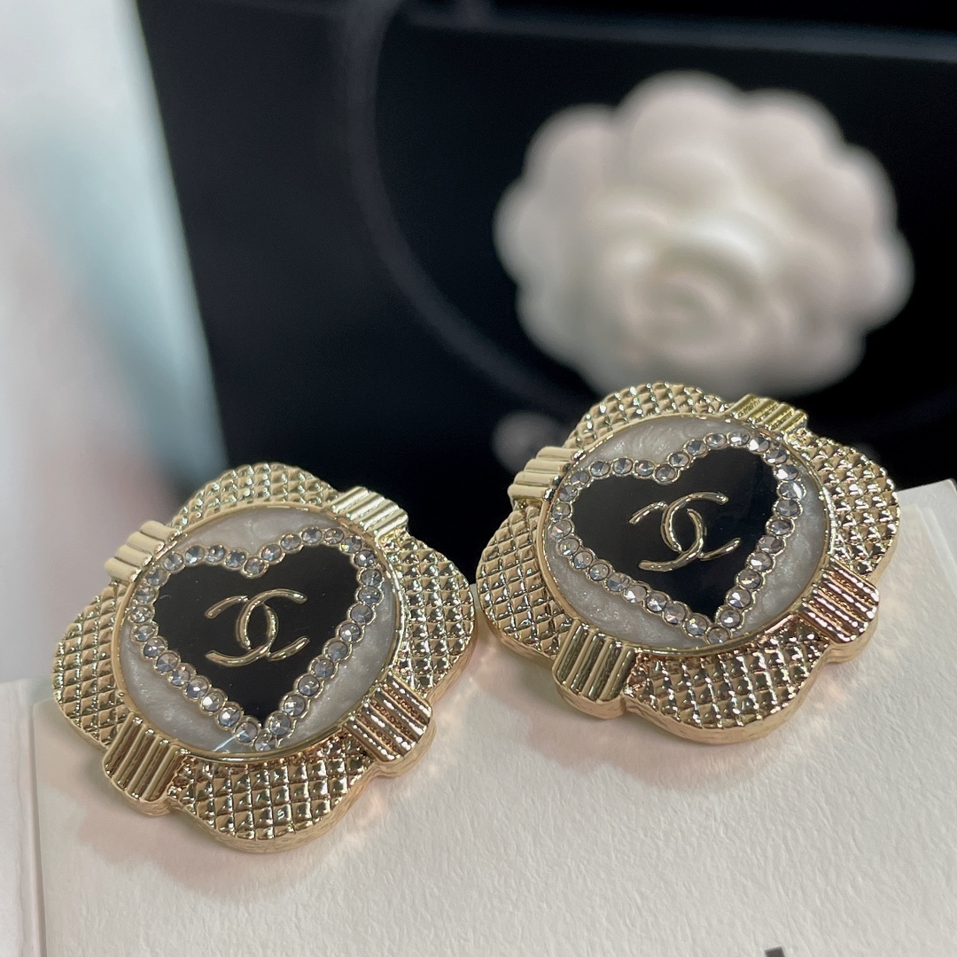 Chanel Earrings Black