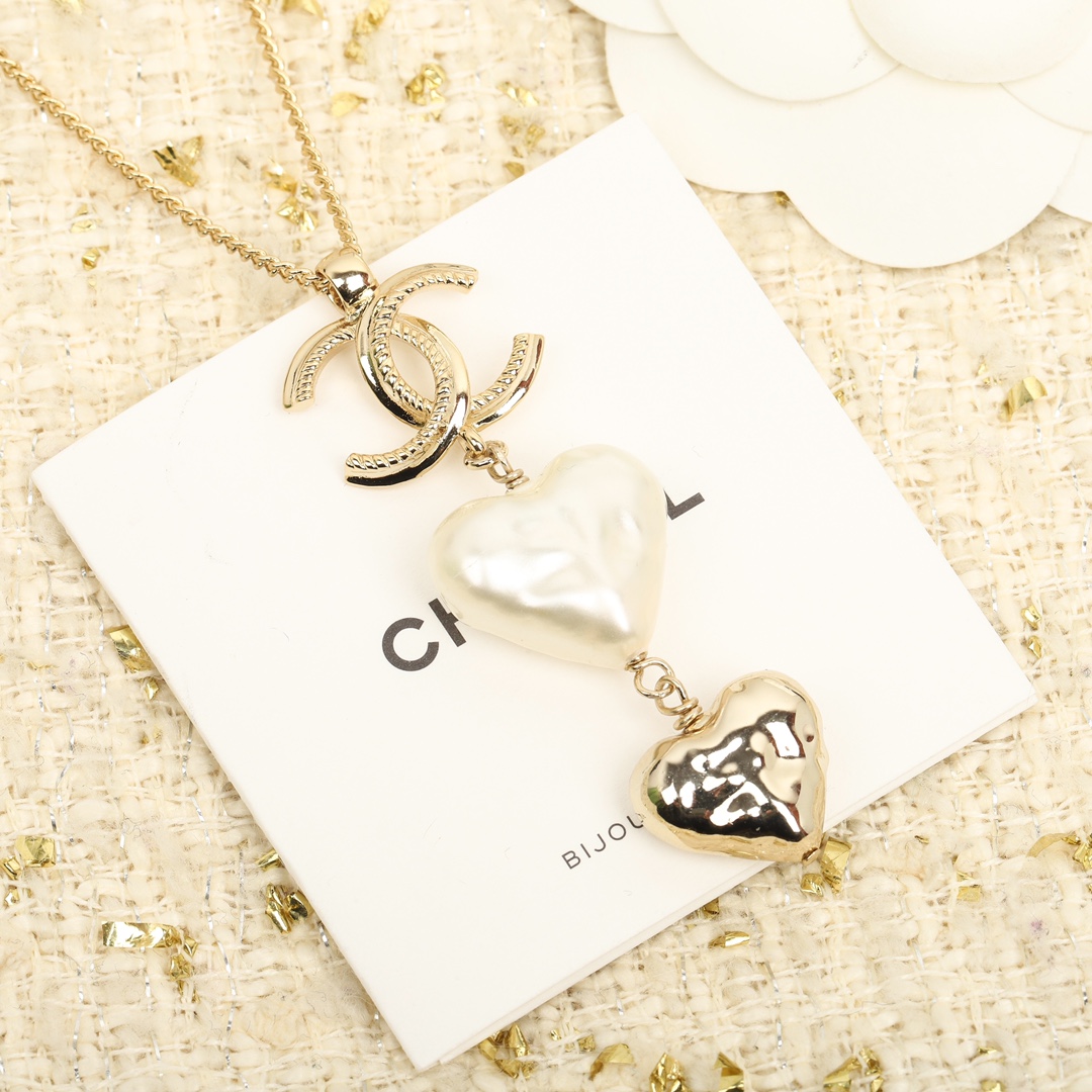 Chanel Necklace Pearl Gold Adjustable