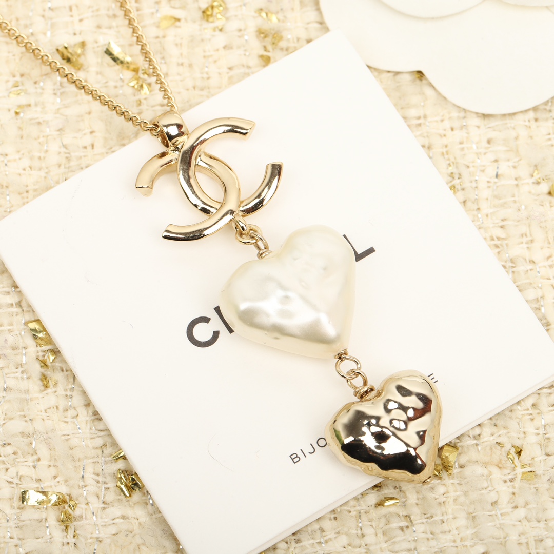 Chanel Necklace Pearl Gold Adjustable