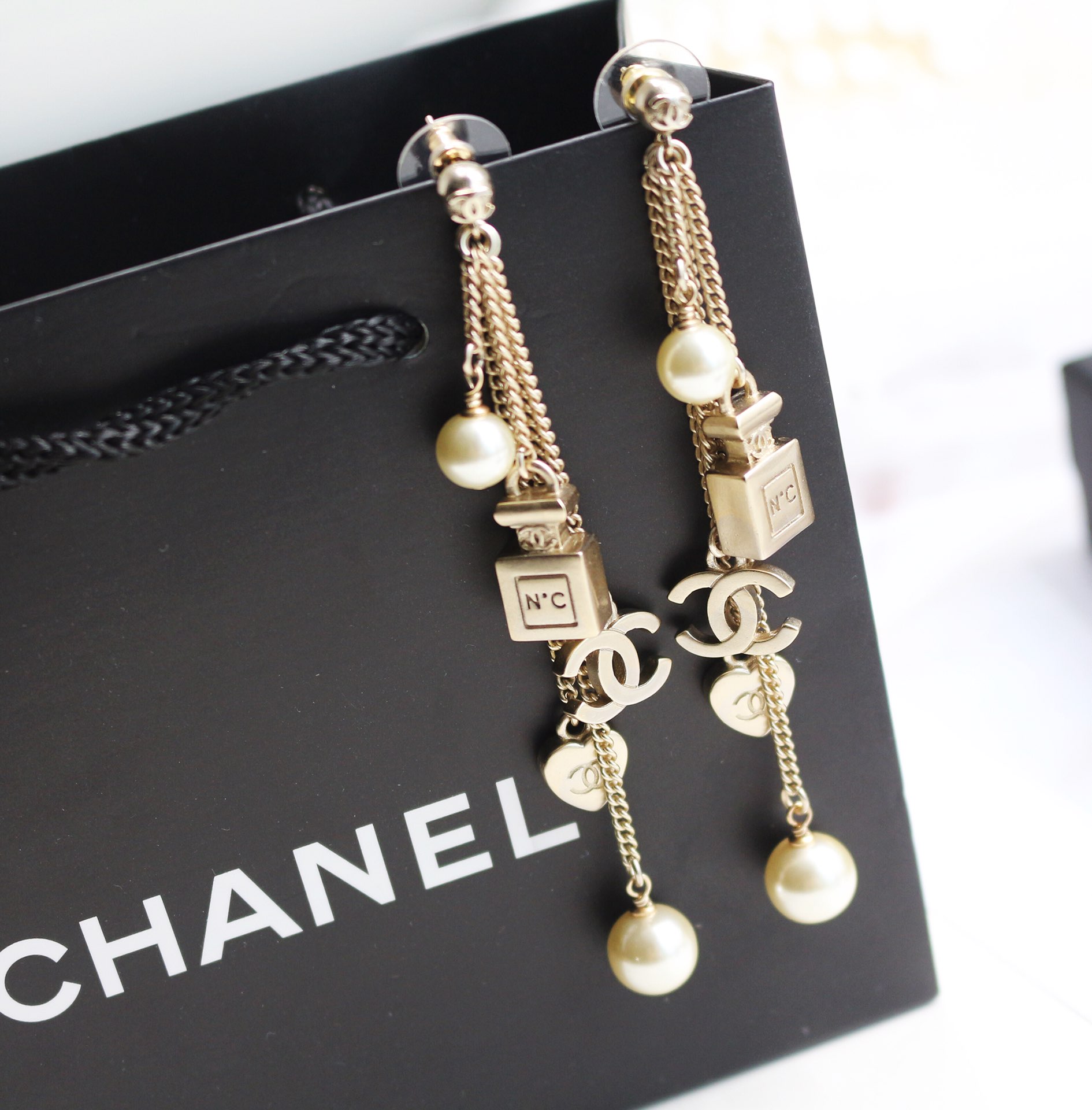 Chanel Earrings Pearl L