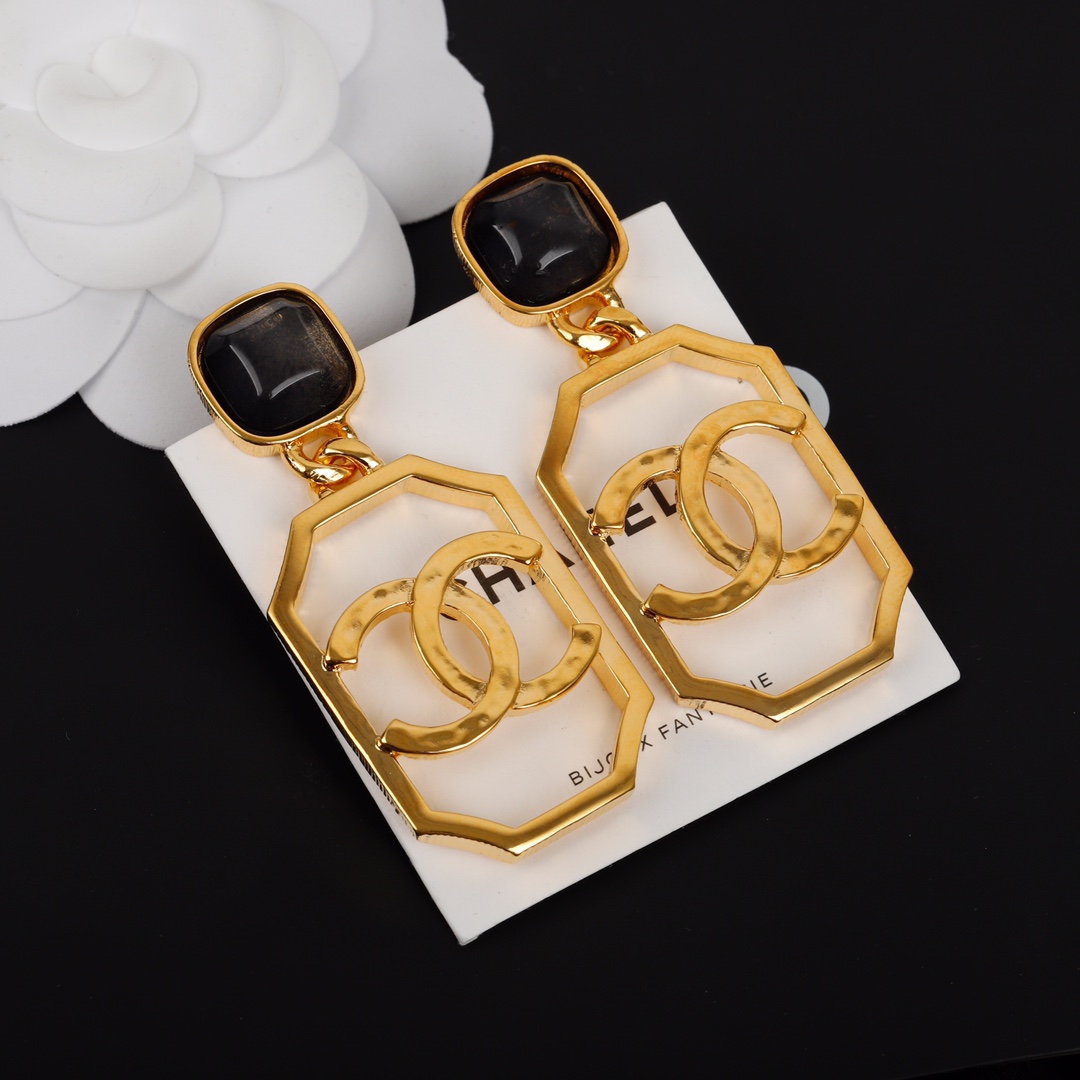 Chanel Female Earrings Gold Gold L