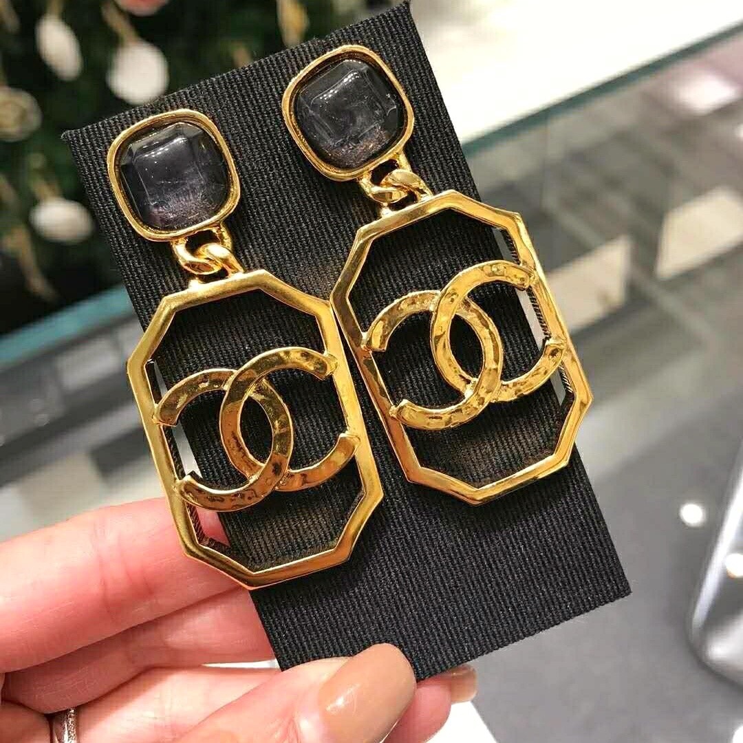 Chanel Female Earrings Gold Gold L
