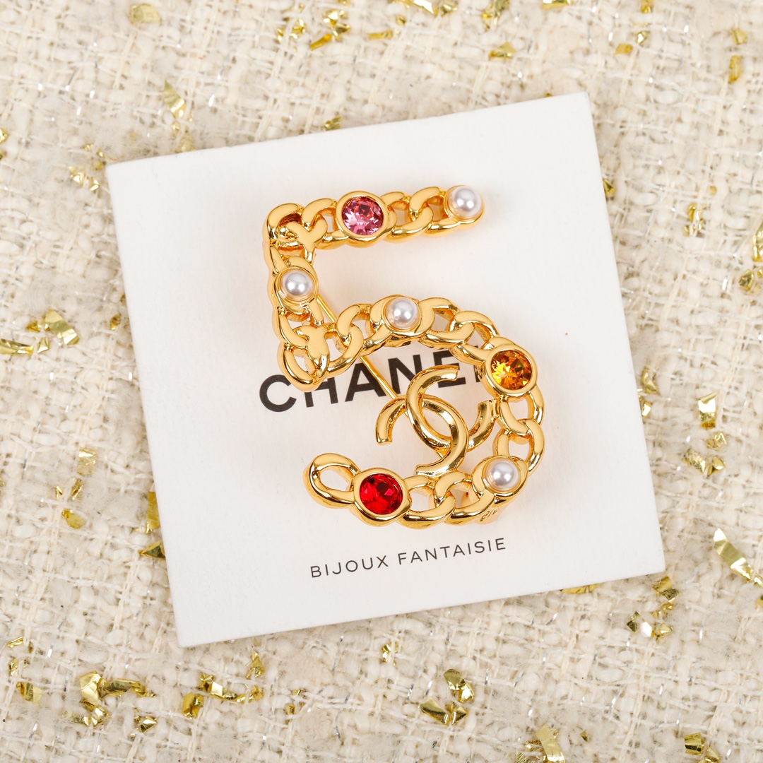 Chanel Female Earrings Gold Gold 5-l