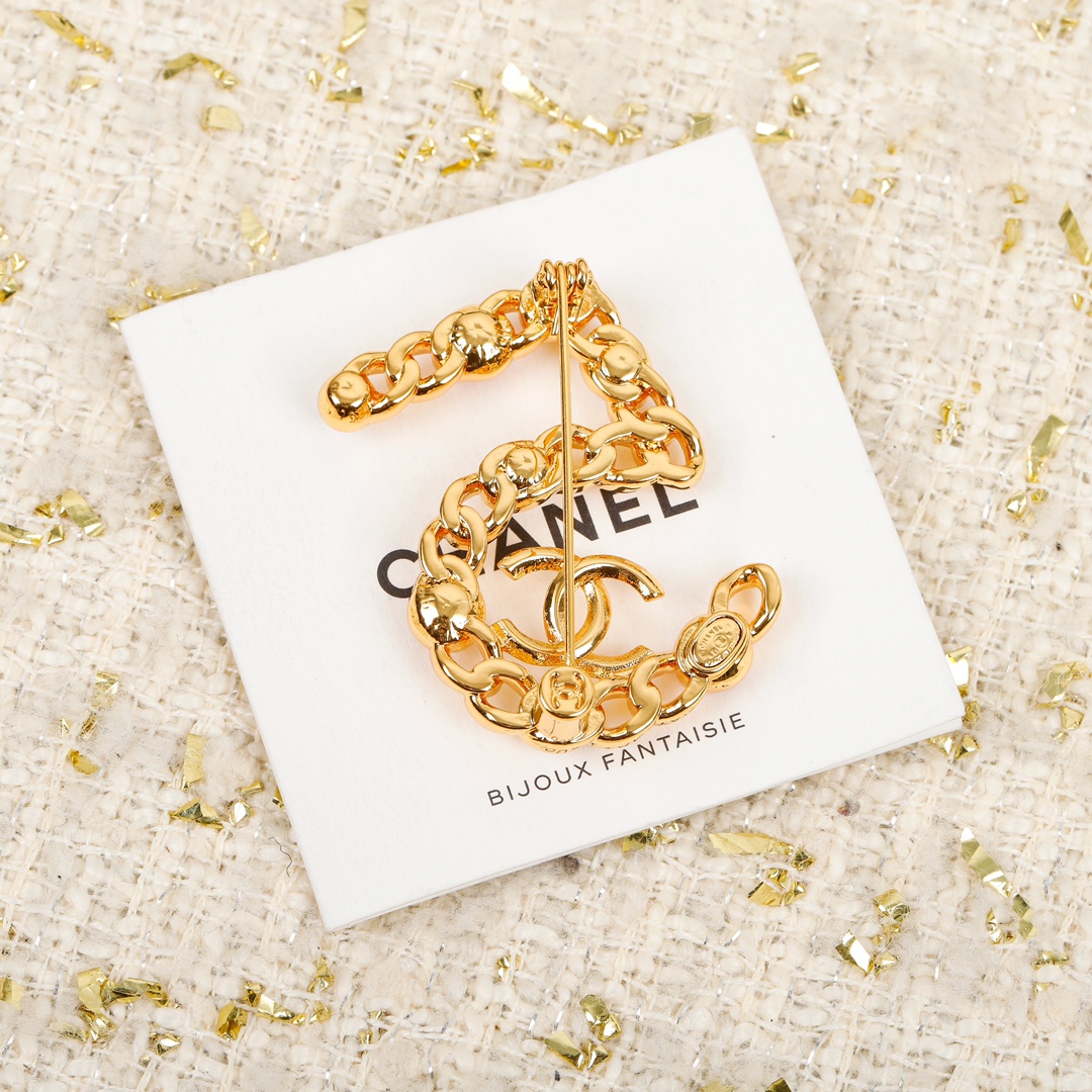 Chanel Female Earrings Gold Gold 5-l