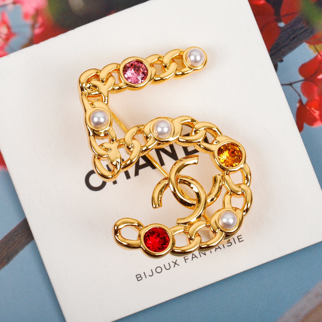 Chanel Female Earrings Gold Gold 5-l