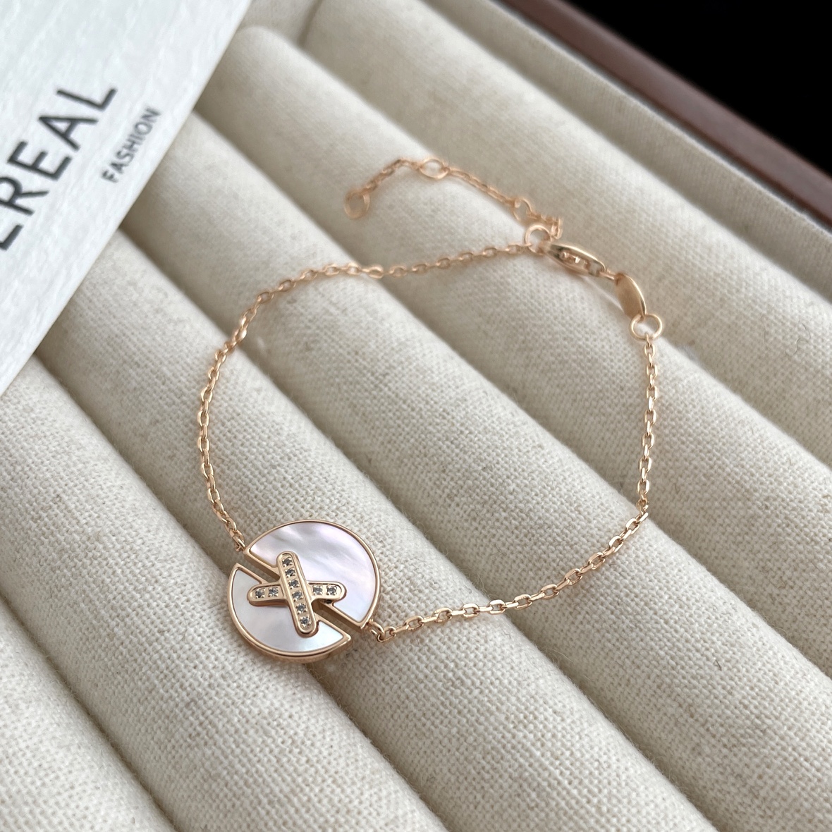 Chanel Bracelet Diamond Rose Gold Inlaid S-l-m