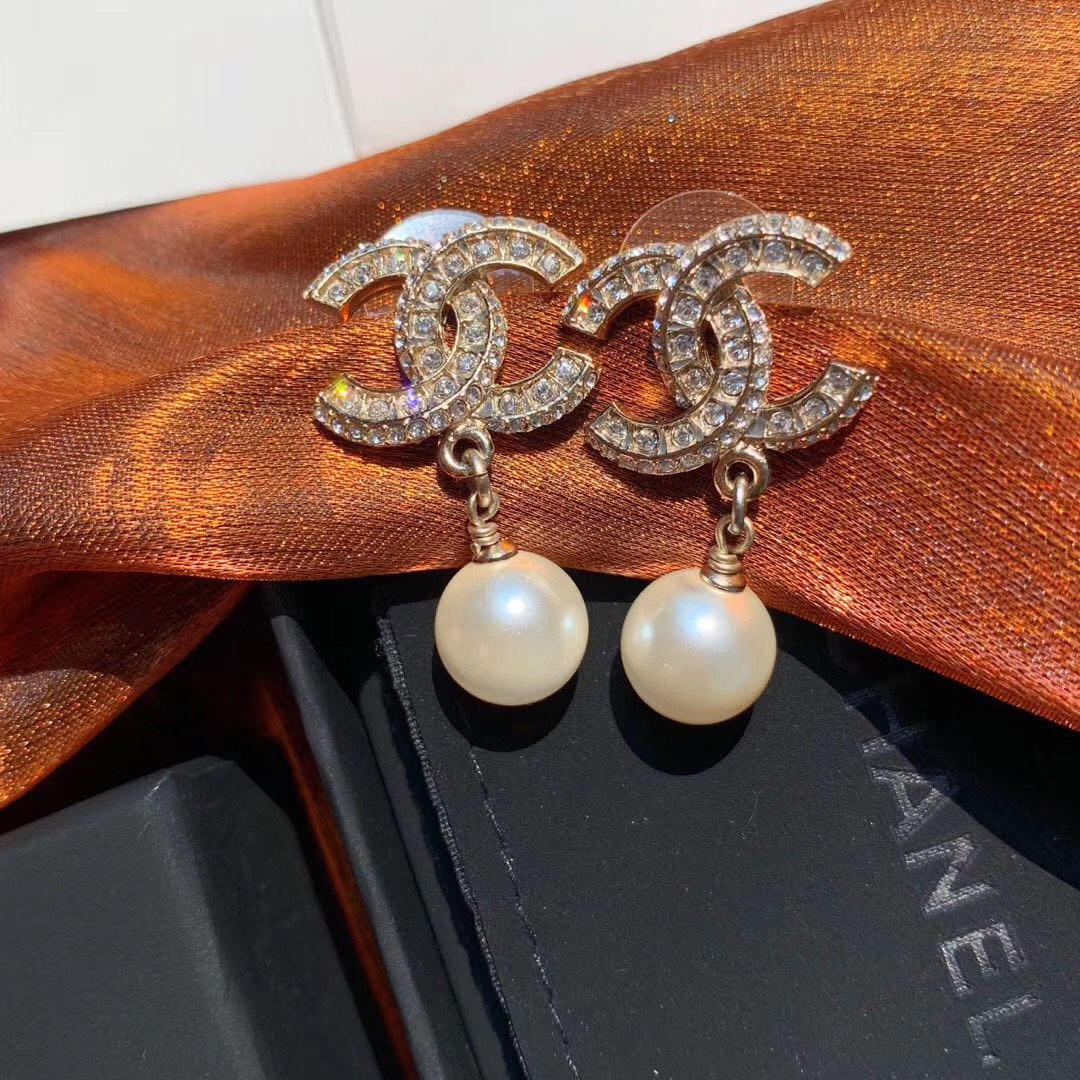 Chanel Earrings Pearl L