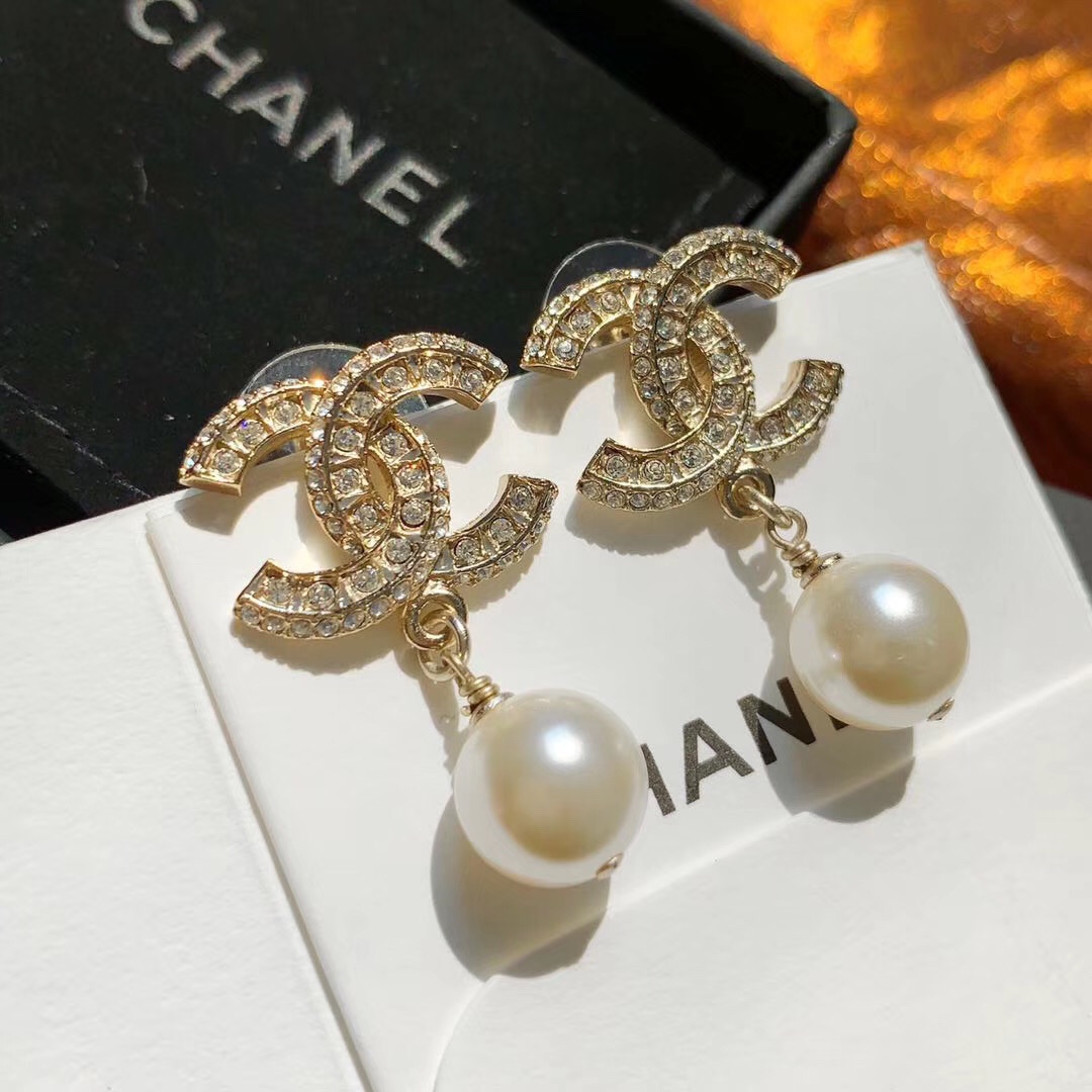 Chanel Earrings Pearl L