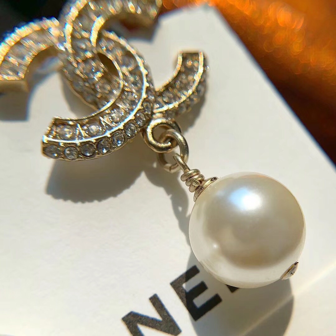 Chanel Earrings Pearl L