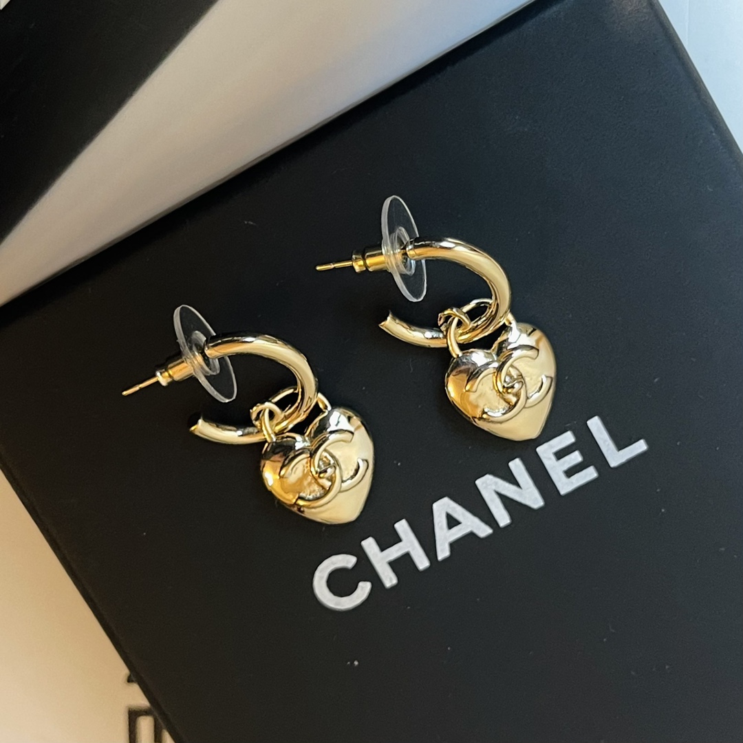 Chanel Earrings L