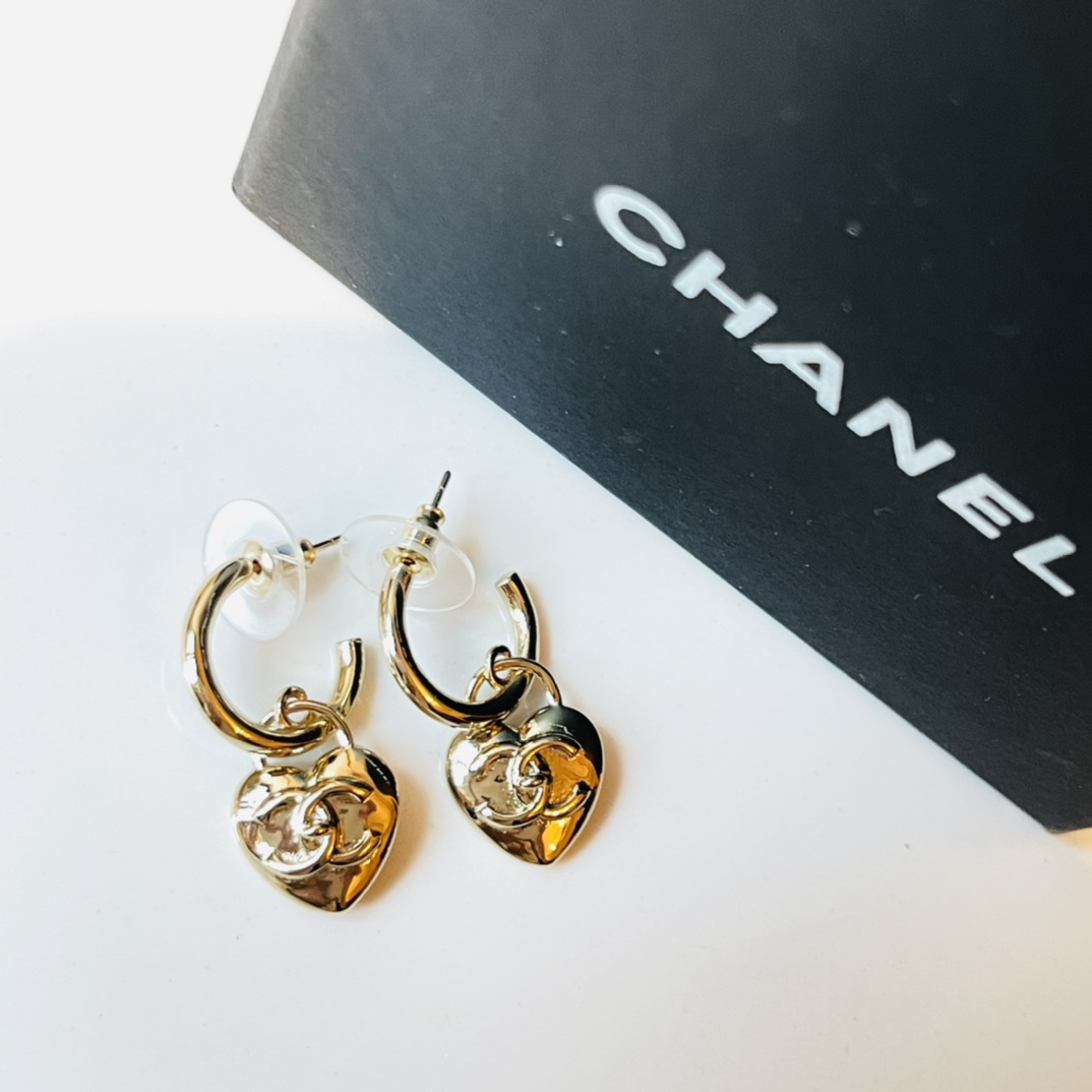 Chanel Earrings L