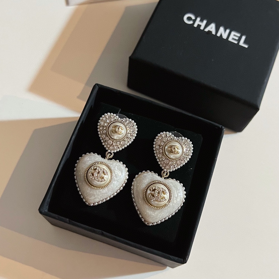 Chanel Earrings L