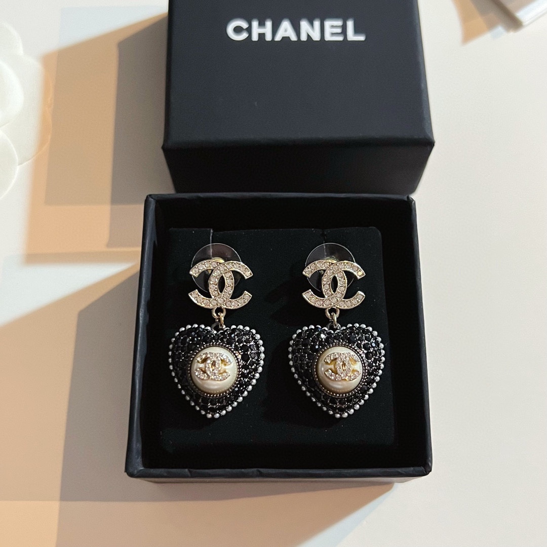 Chanel Earrings L