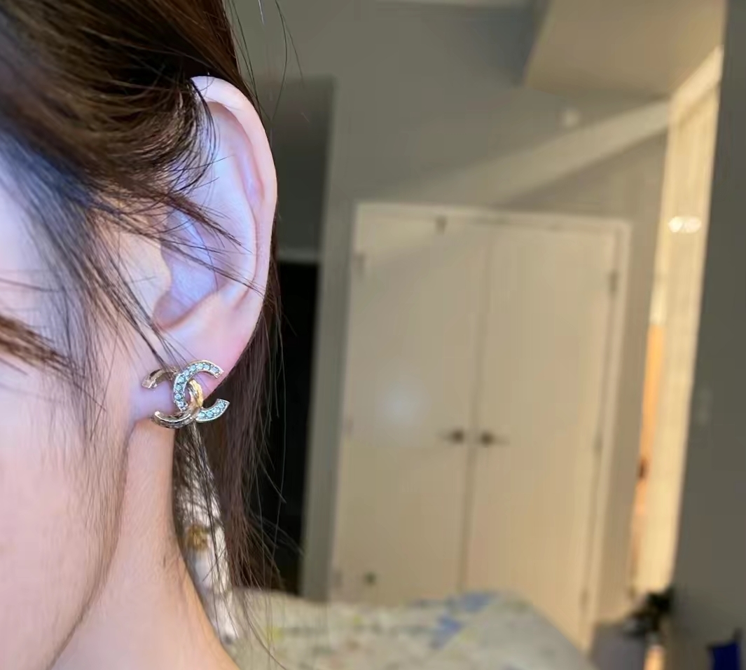 Chanel Earrings Gold