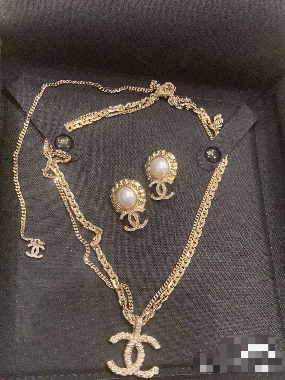 Chanel Earrings Pearl L