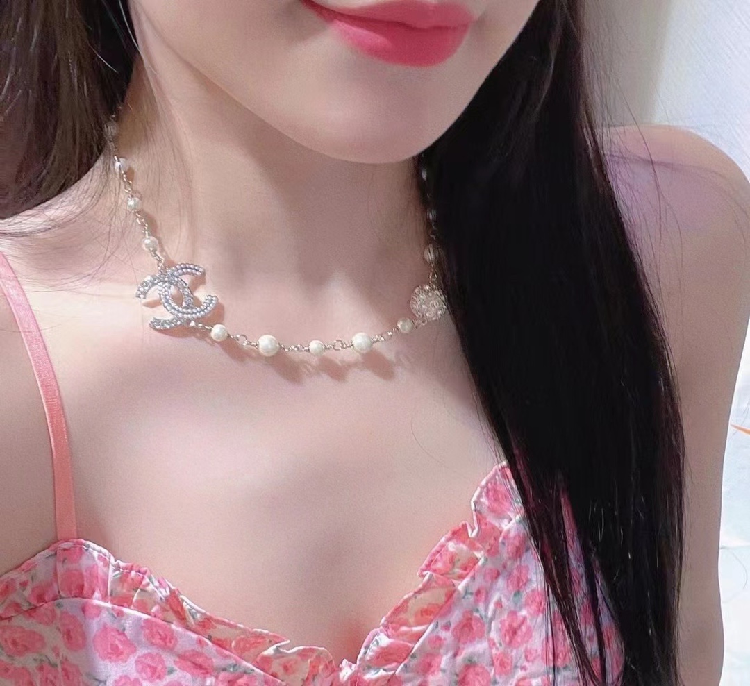 Chanel Necklace Pearl