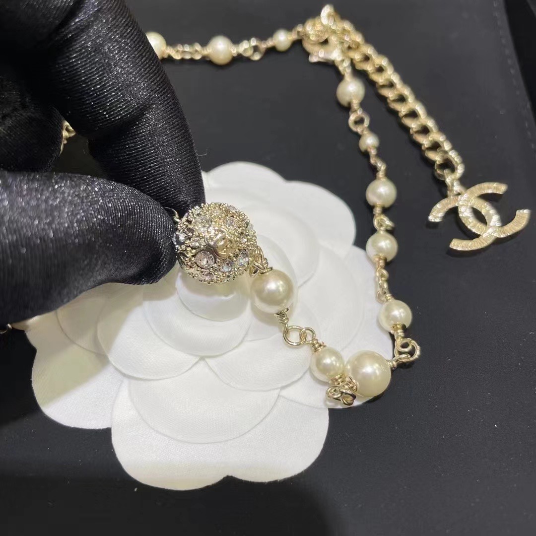 Chanel Necklace Pearl