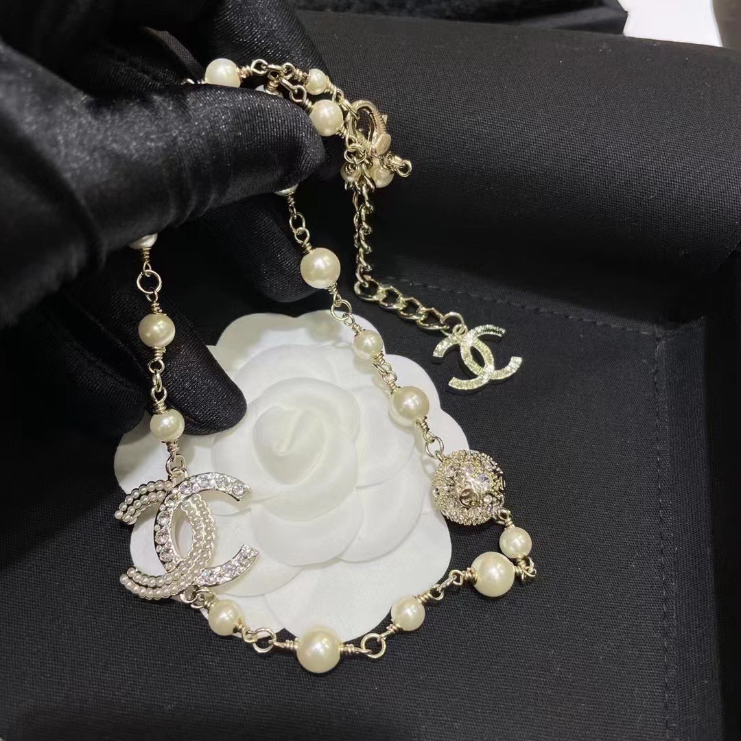 Chanel Necklace Pearl