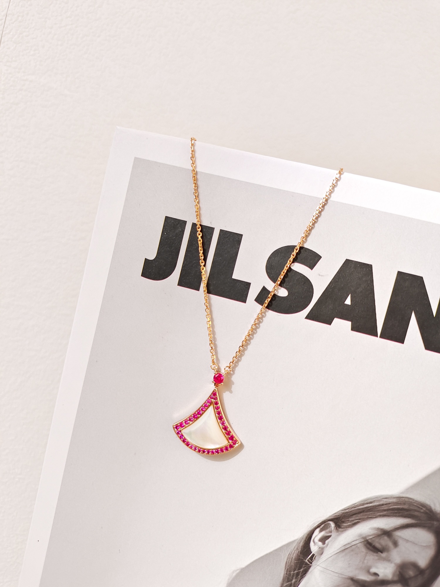 Bvlgari Female Necklace Pink S-m