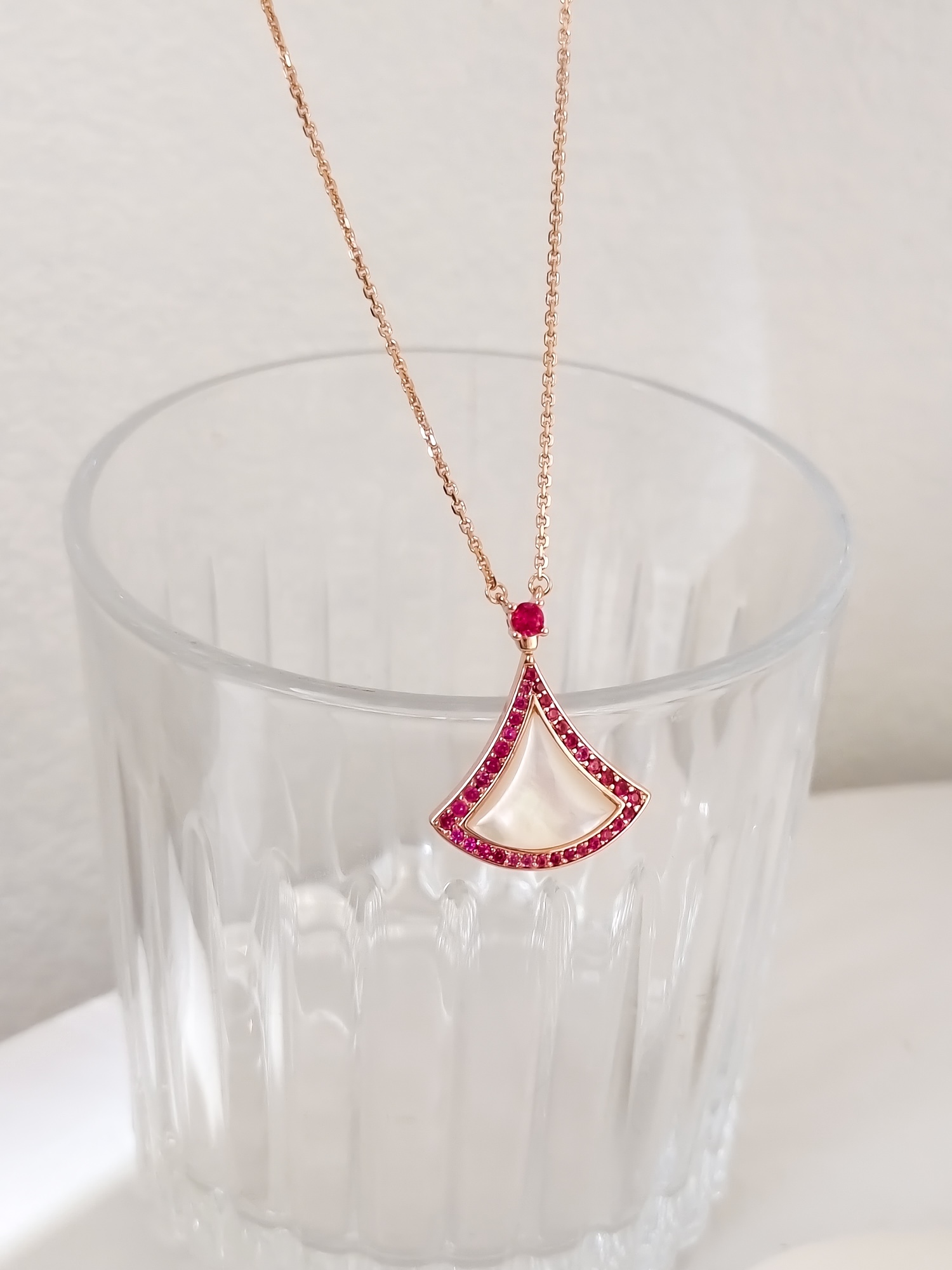 Bvlgari Female Necklace Pink S-m