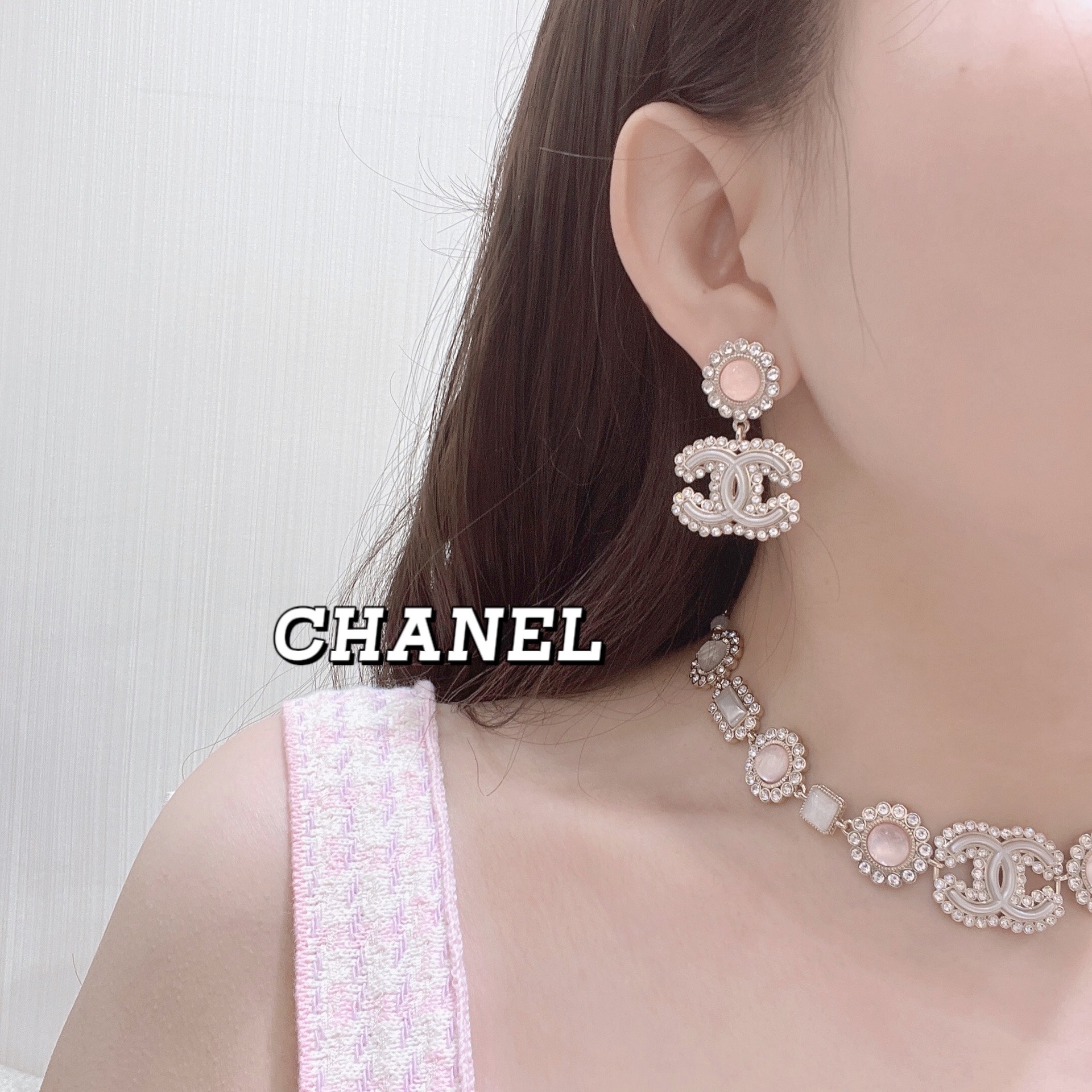 Chanel Earrings Pink