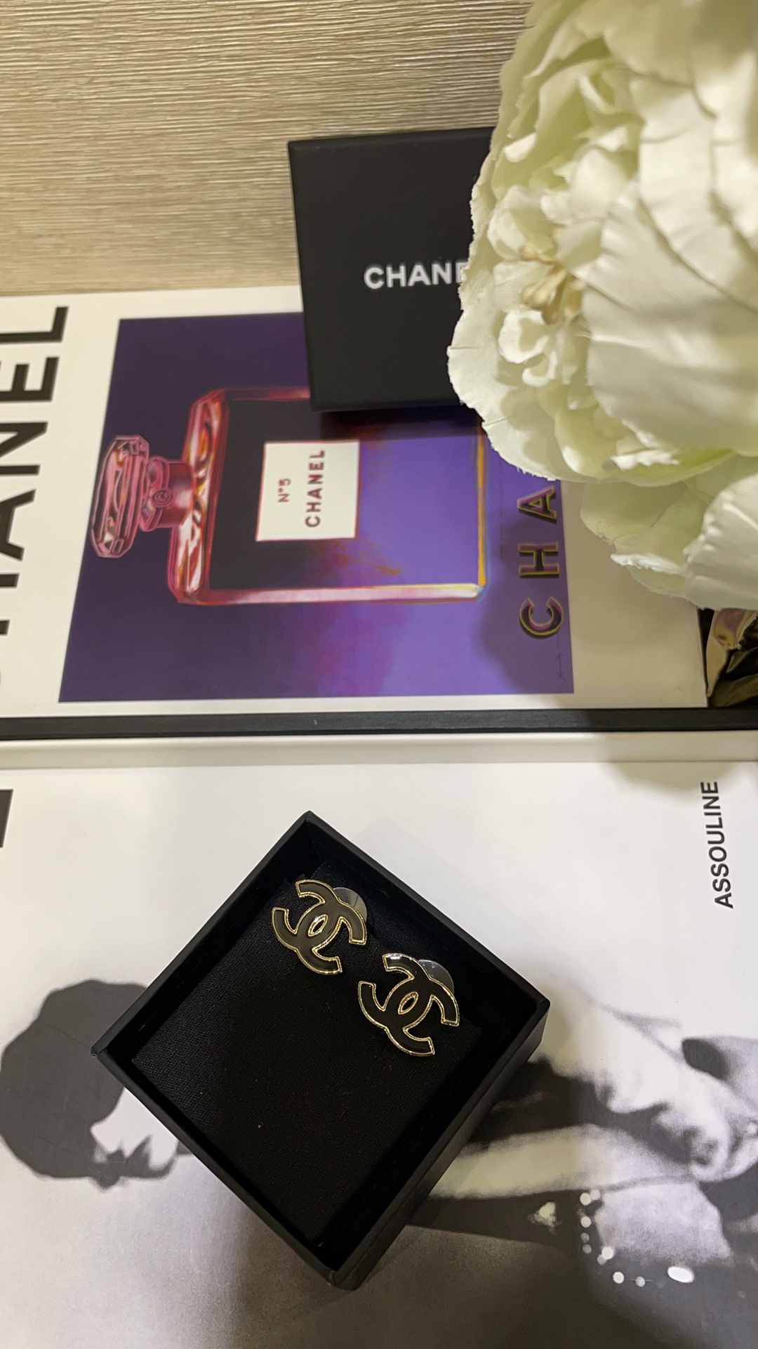 Chanel Earrings Black