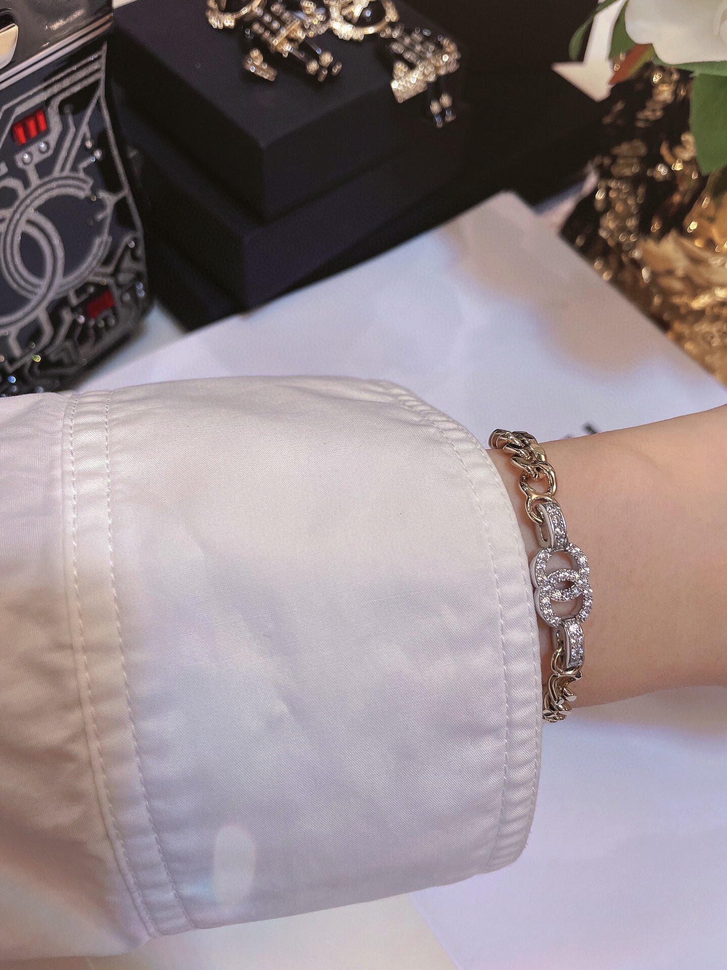 Chanel Bracelet Gold S