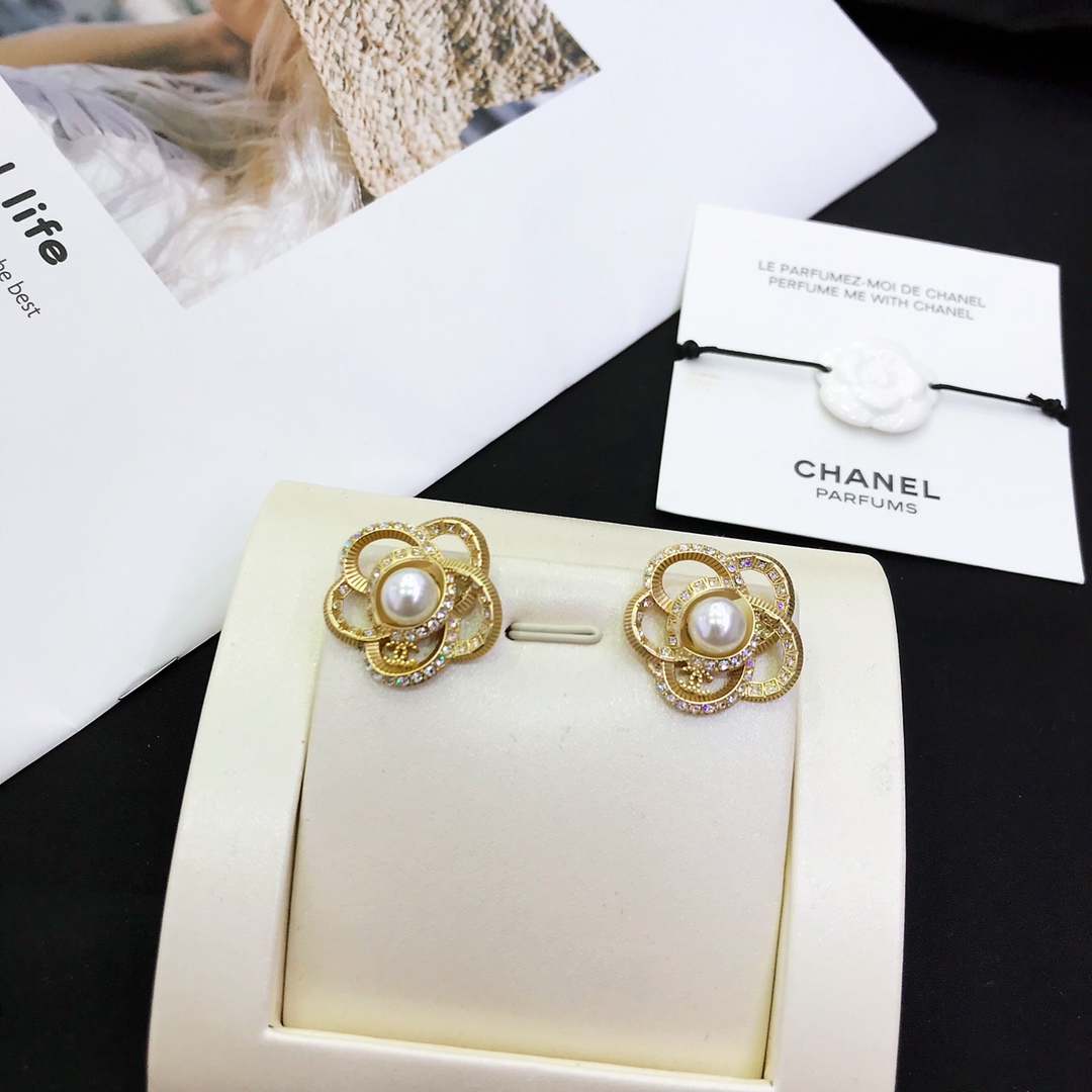 Chanel Earrings L